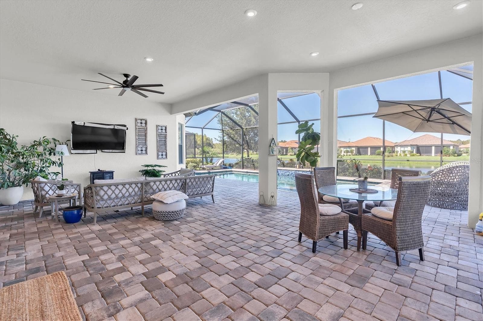 Single Family Residence at 11149 EGERIA DR, ODESSA, photo 36 of 65
