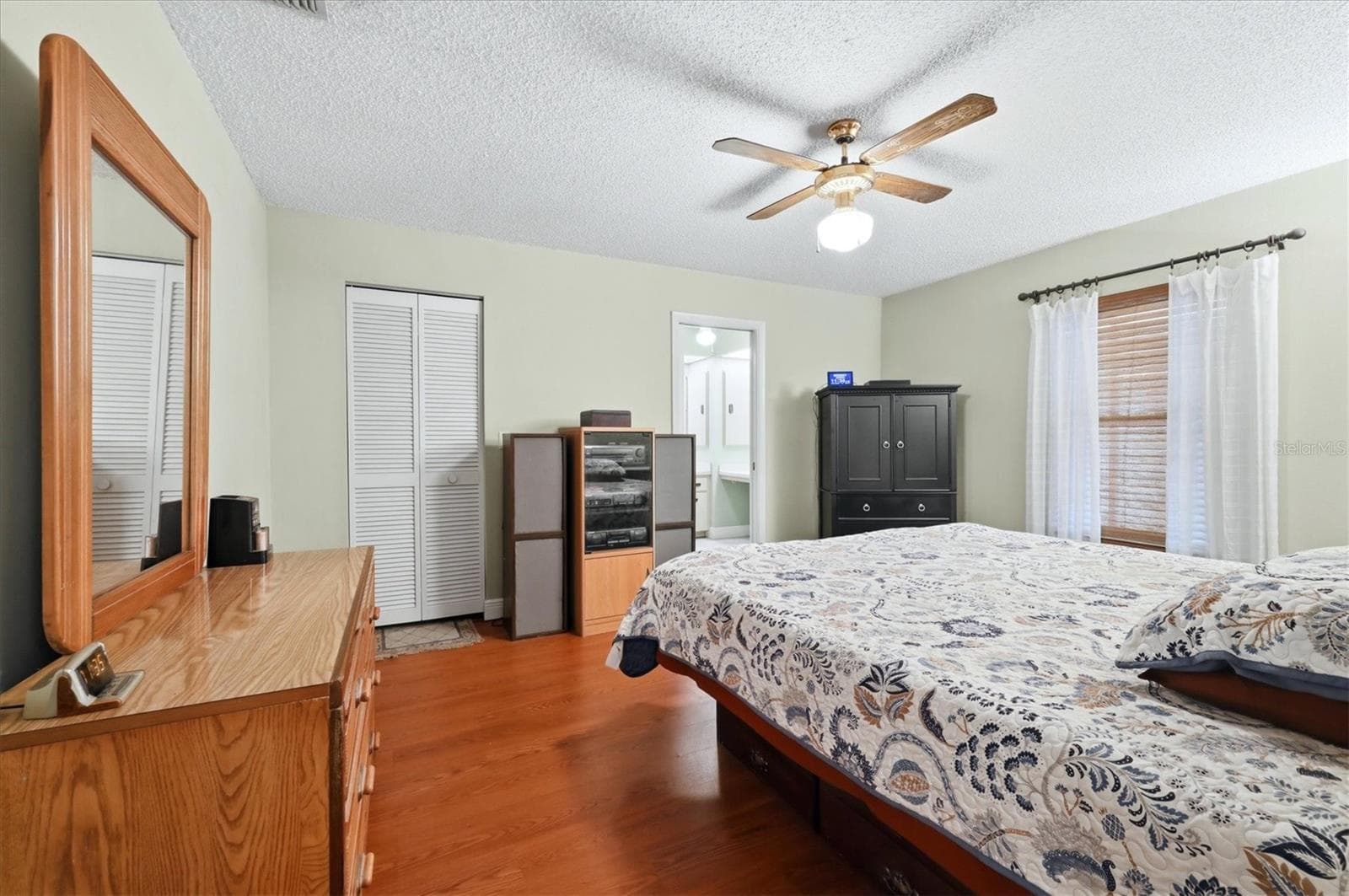 Primary Suite with Walk-in Closet - 4006 75TH TER E, SARASOTA