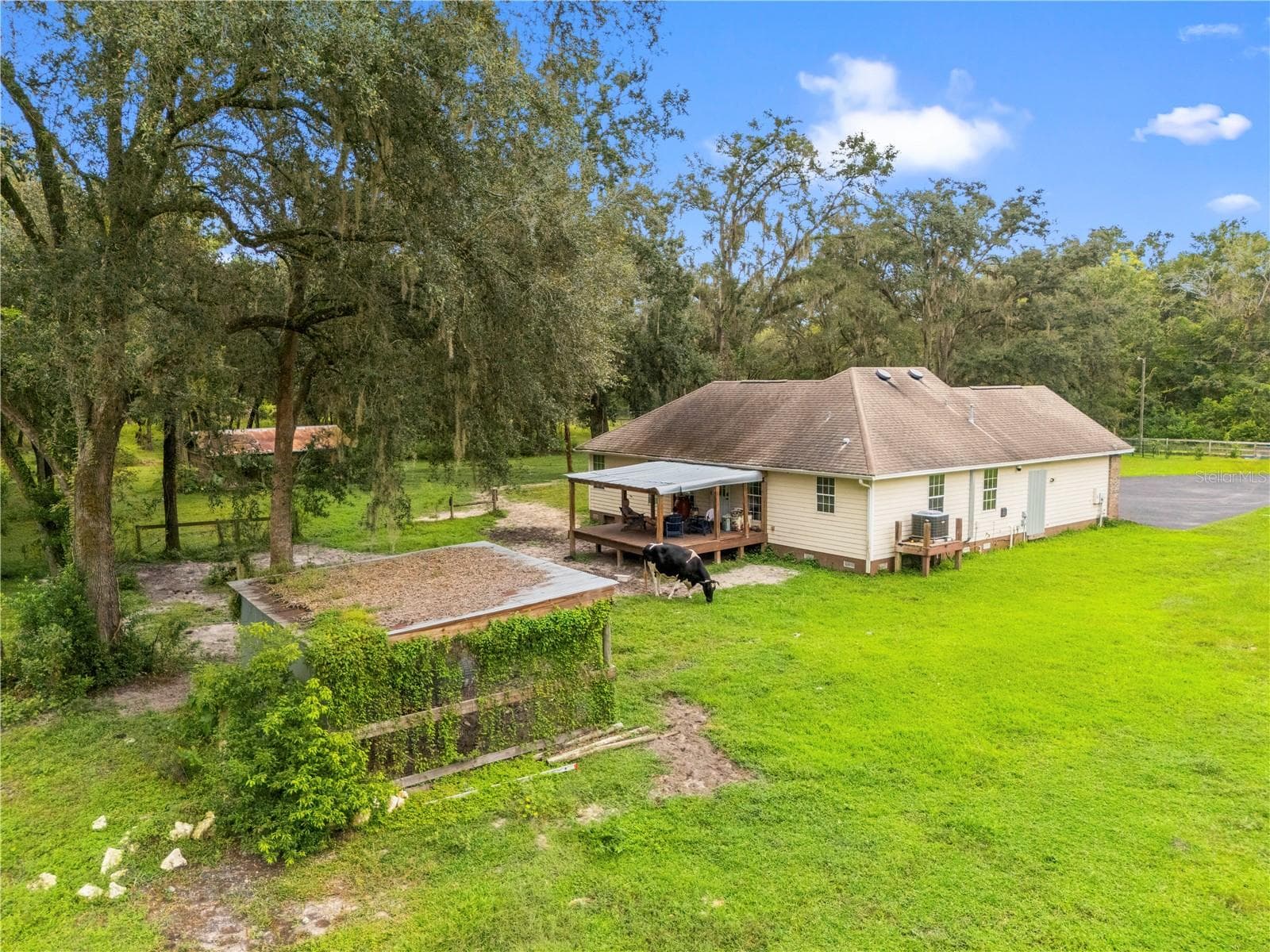 Single Family Residence at 18145 BOOMING RD, SPRING HILL, photo 48 of 63