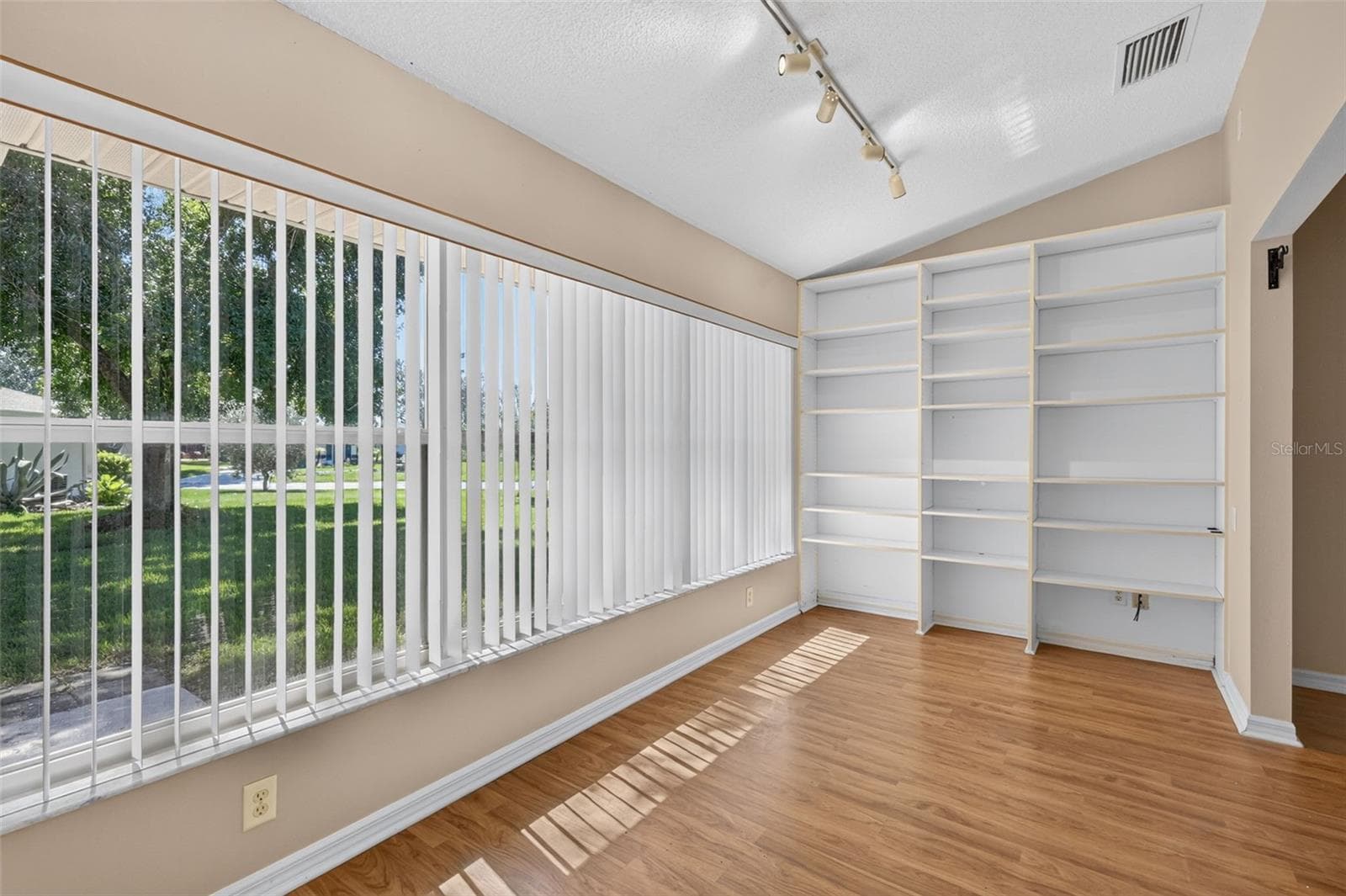 Single Family Residence at 6355 BERKSHIRE PASS, LEESBURG, photo 24 of 66