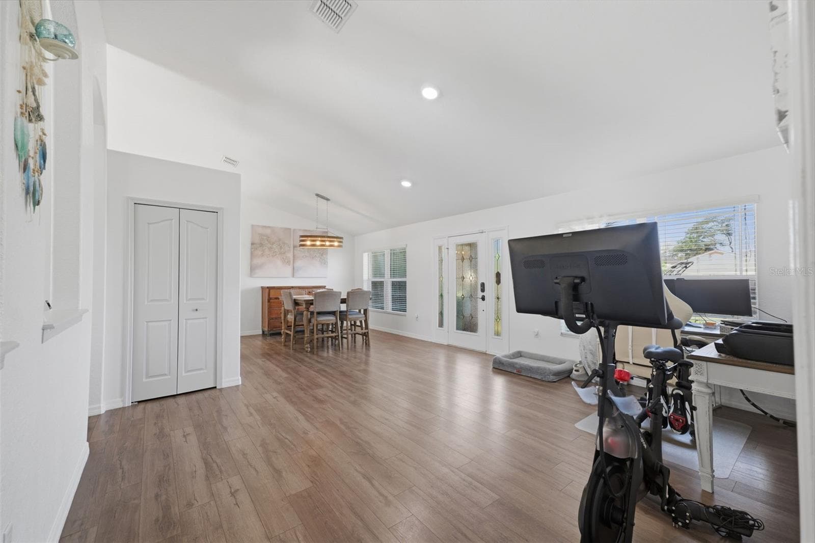 Single Family Residence at 13338 LA CASITA AVE, SPRING HILL, photo 9 of 72