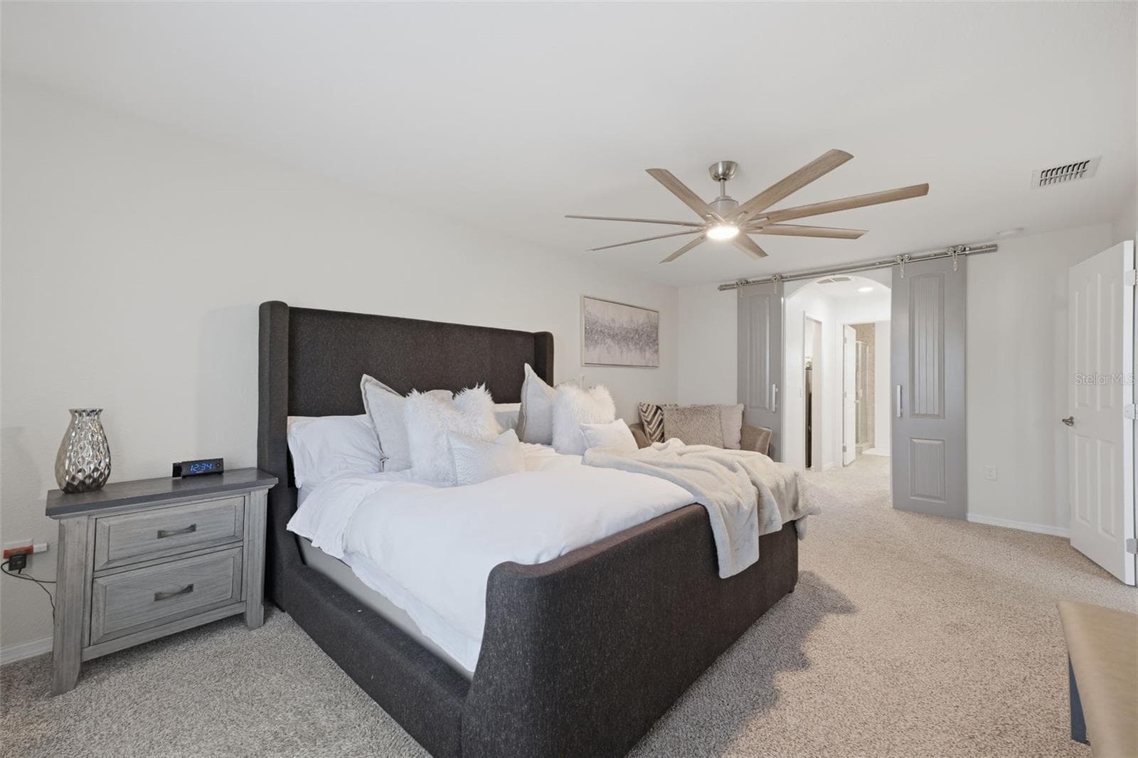 Single Family Residence at 13338 LA CASITA AVE, SPRING HILL, photo 24 of 72