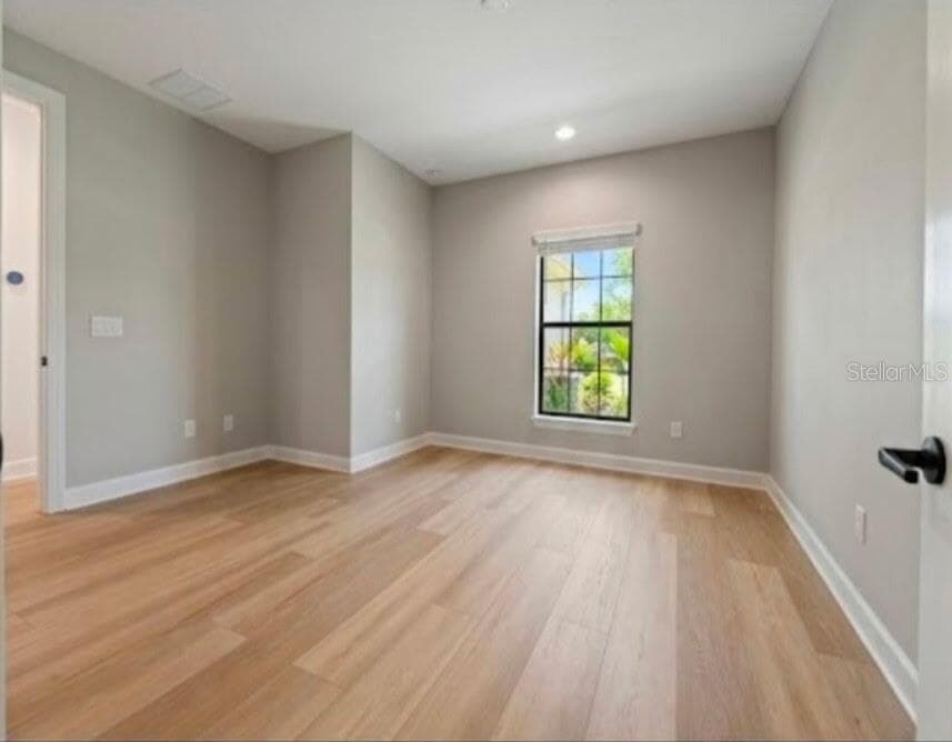 Single Family Residence at 8413 ALBERATA VISTA DR, TAMPA, photo 91 of 163
