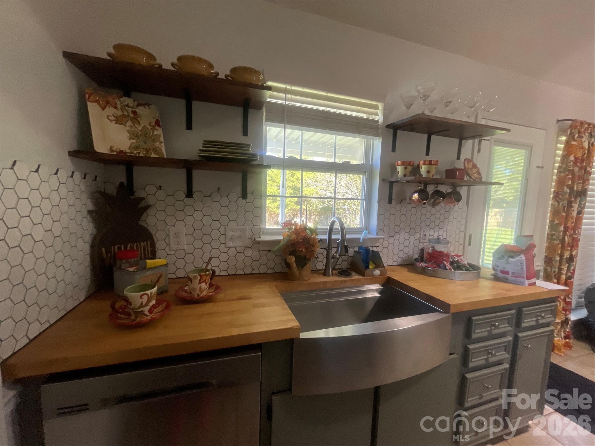Single Family Residence at 4102 Carolina Pointe Court, Concord, photo 19 of 43
