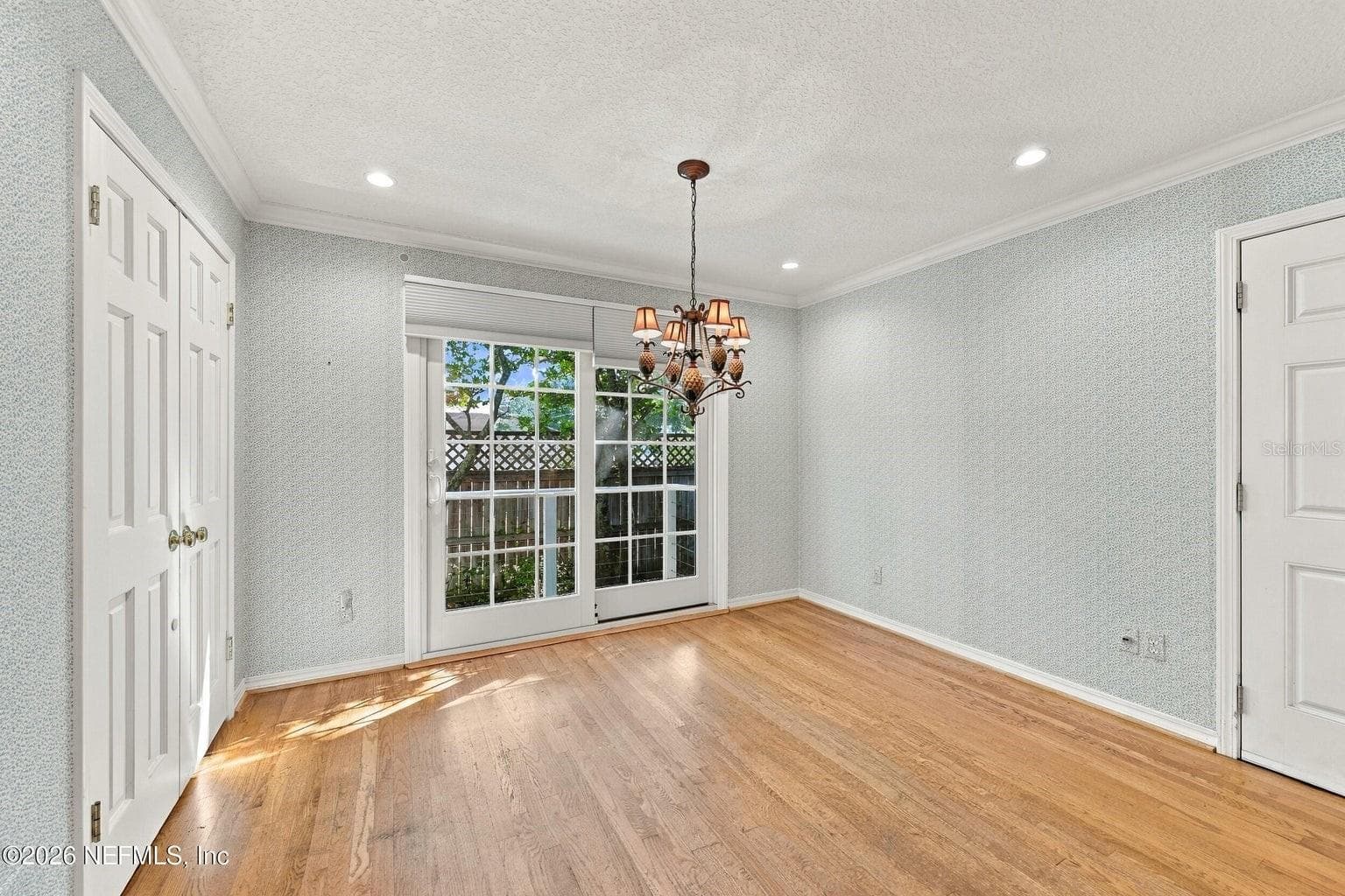 Breakfast Nook - VENETIA SEC 03, JACKSONVILLE