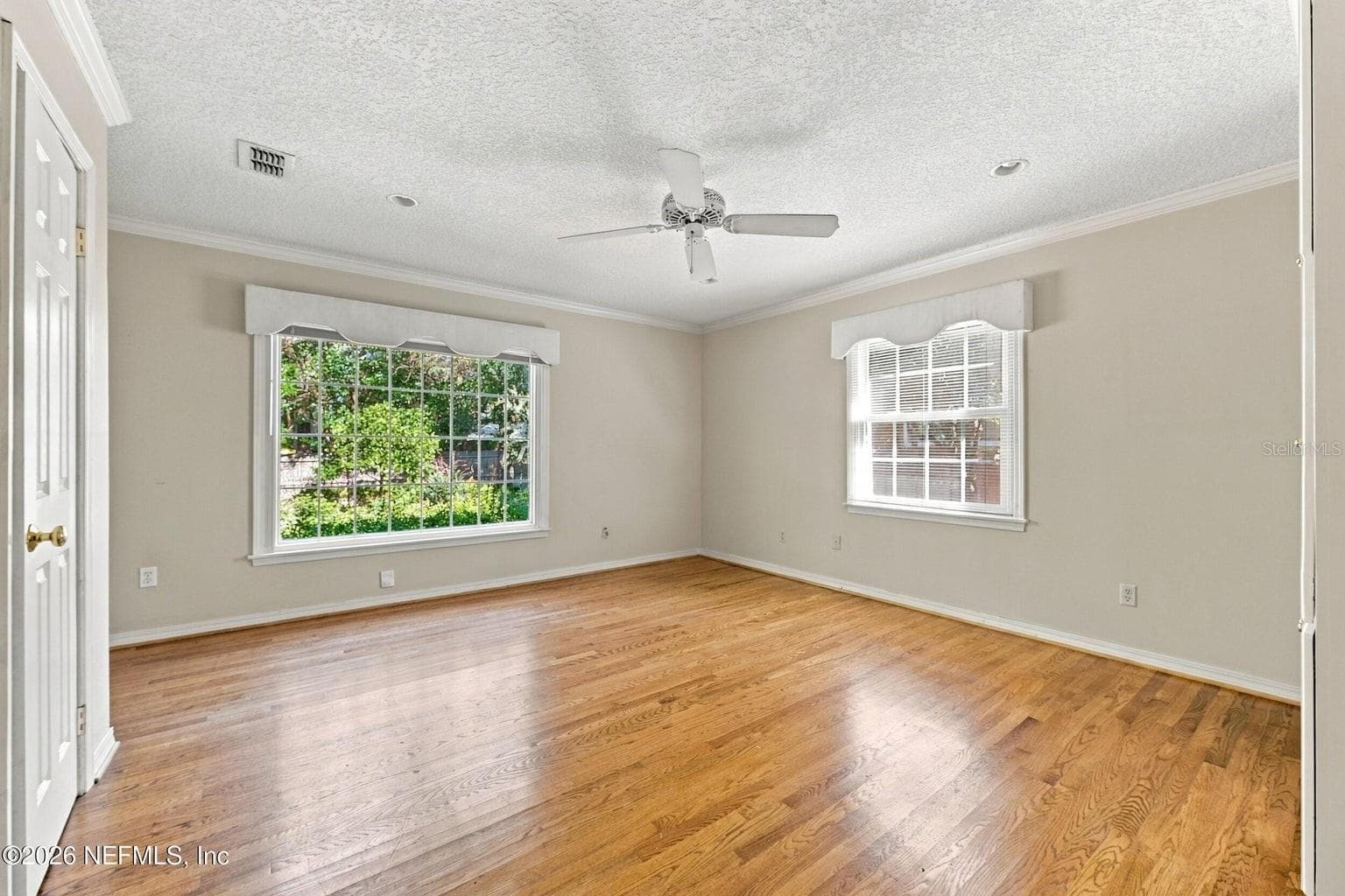Breakfast Nook - VENETIA SEC 03, JACKSONVILLE