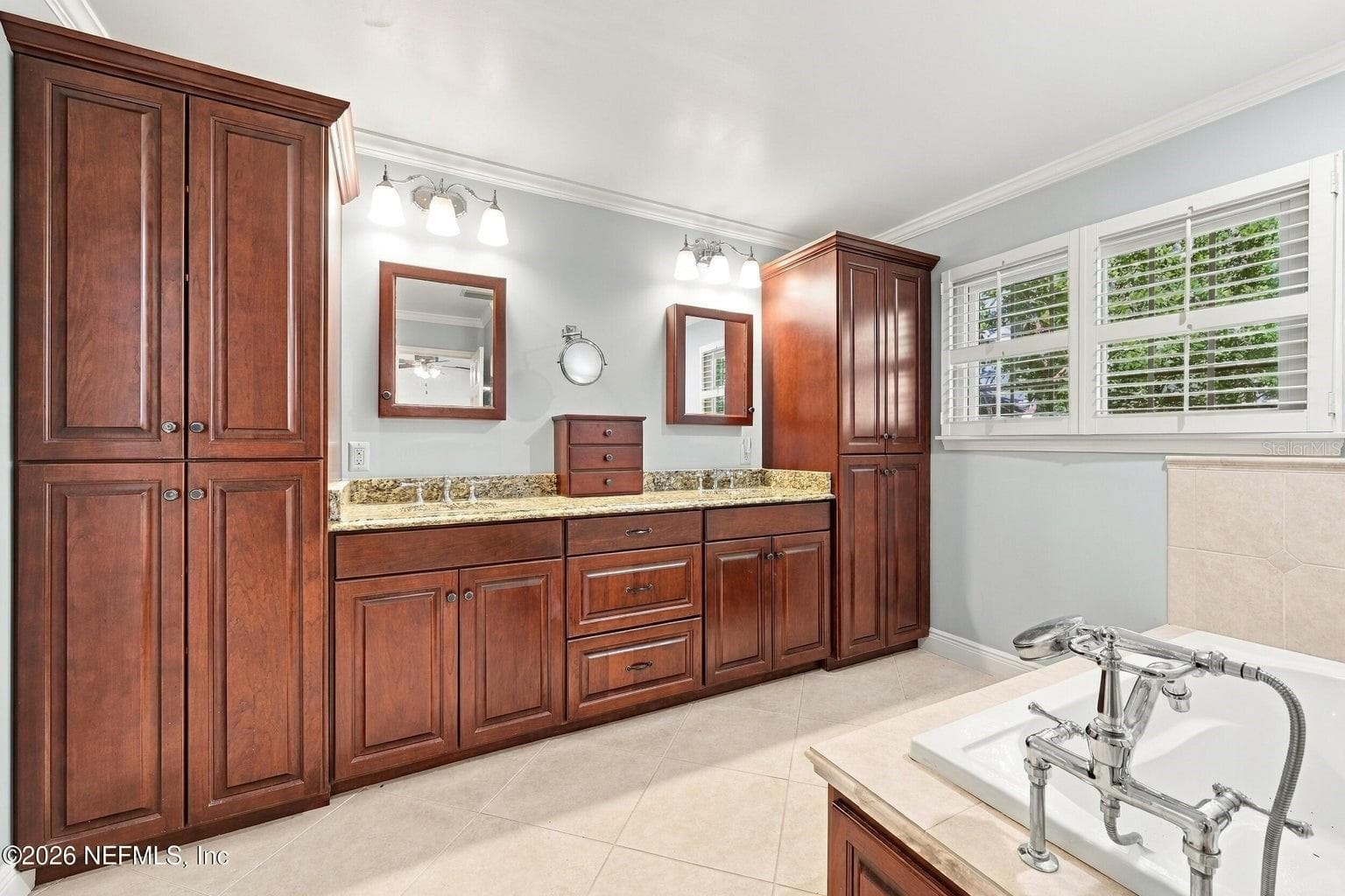 Primary Bathroom - VENETIA SEC 03, JACKSONVILLE
