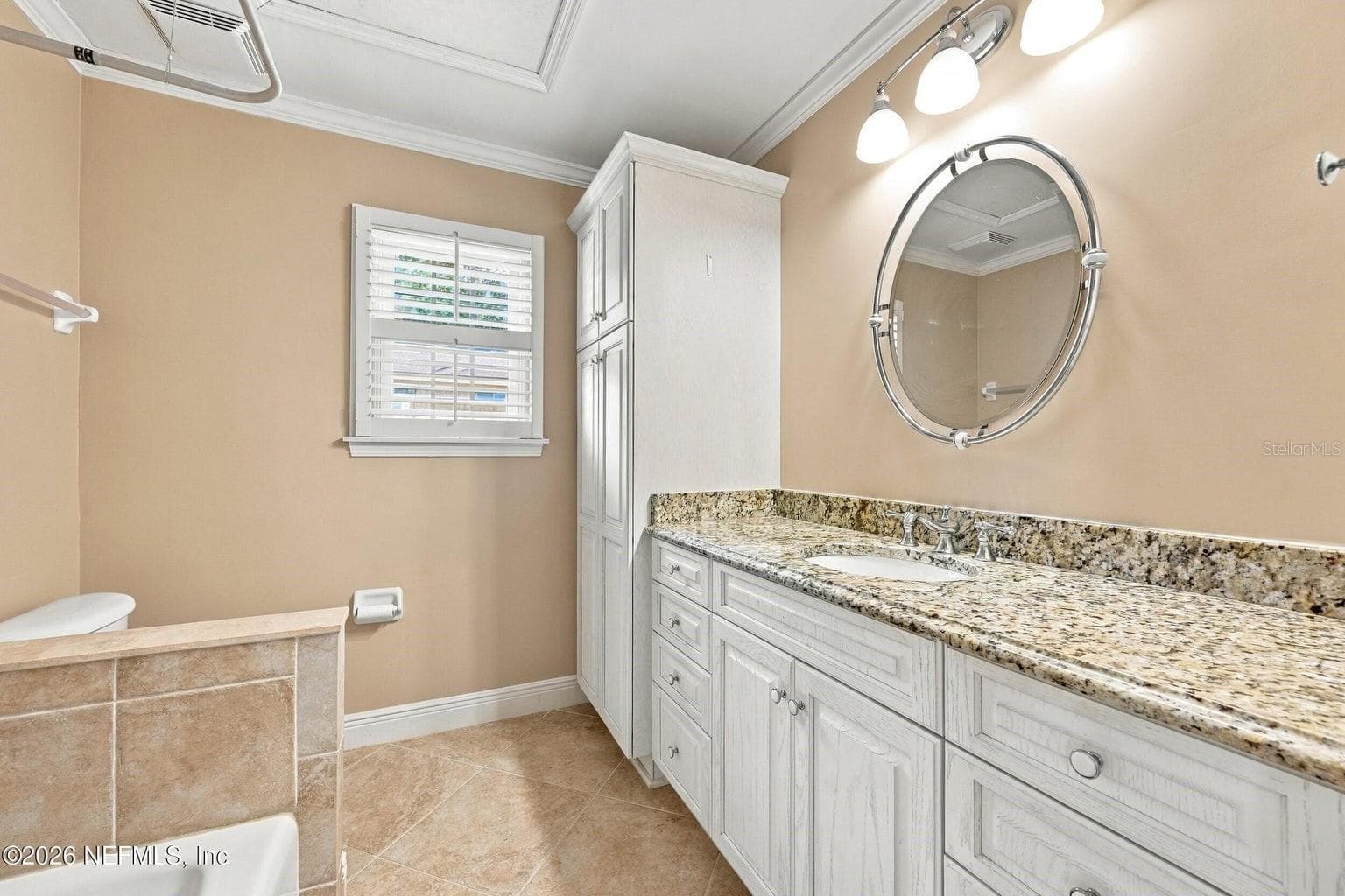 Bath for bedrooms #2 & #3 - VENETIA SEC 03, JACKSONVILLE