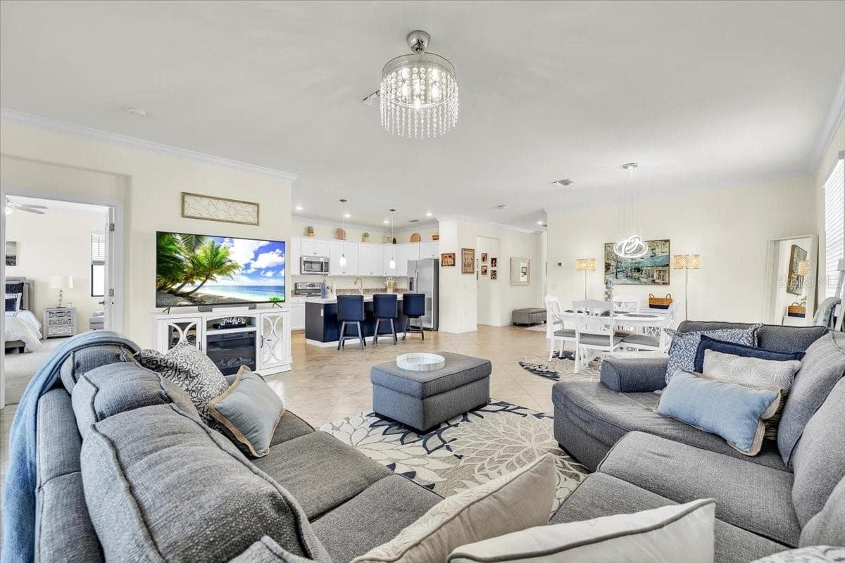 Single Family Residence at 11914 SILVER COBBLESTONE WAY, FORT MYERS, photo 5 of 51