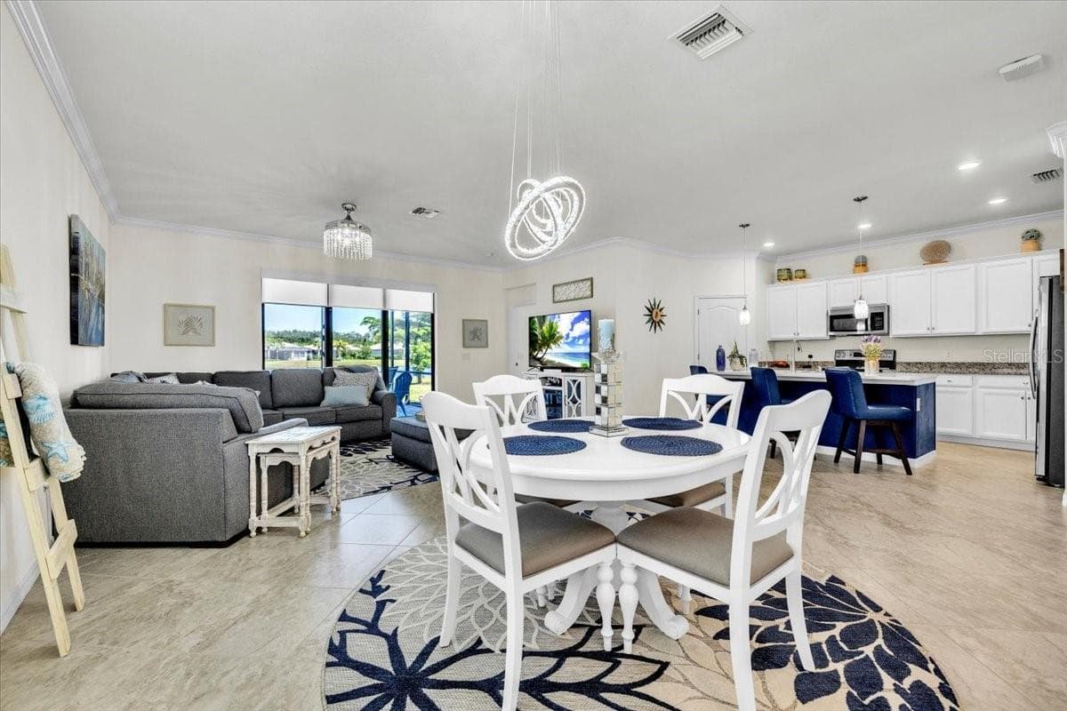 Single Family Residence at 11914 SILVER COBBLESTONE WAY, FORT MYERS, photo 10 of 51