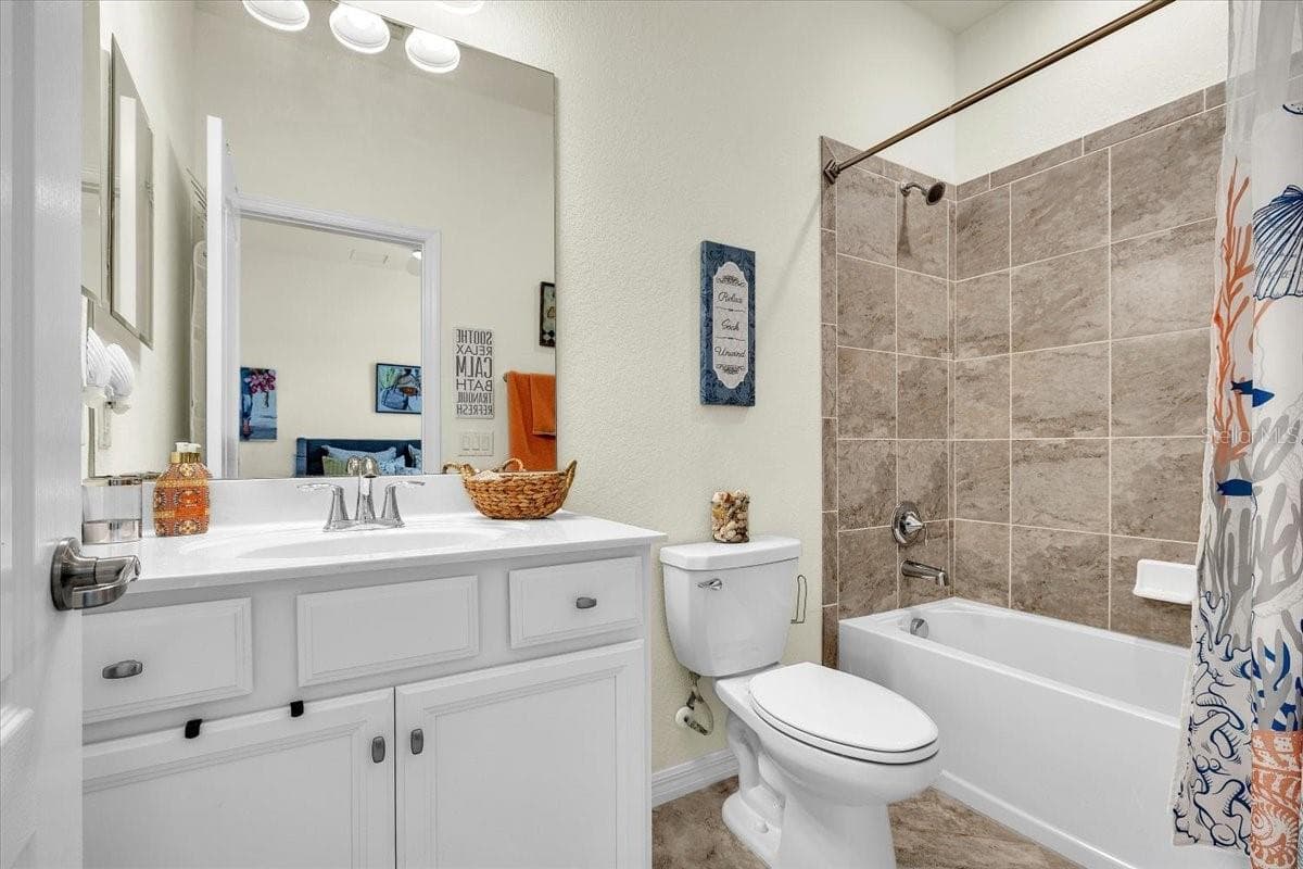 Single Family Residence at 11914 SILVER COBBLESTONE WAY, FORT MYERS, photo 25 of 51