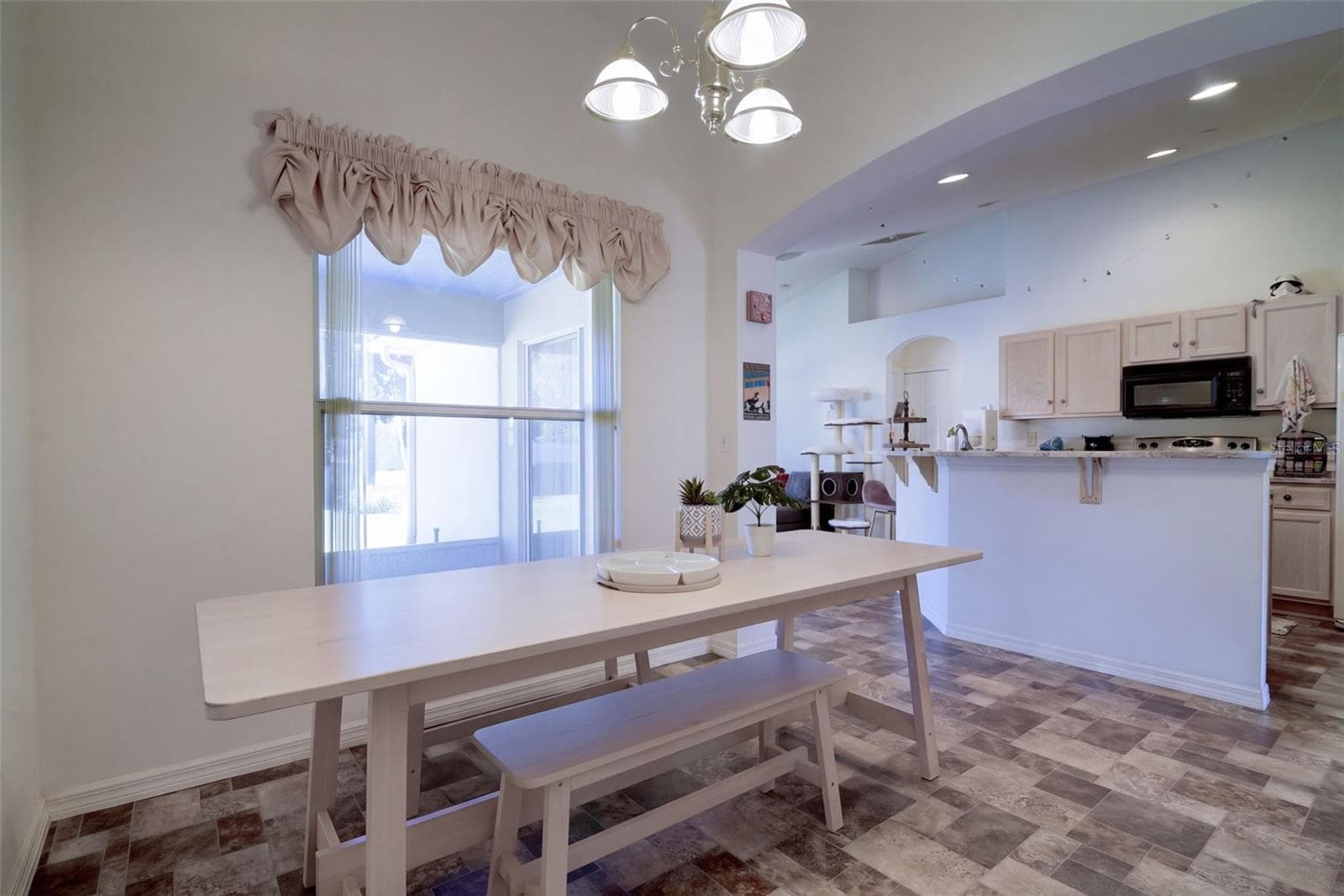 Single Family Residence at 1377 AZORA DR, DELTONA, photo 7 of 34