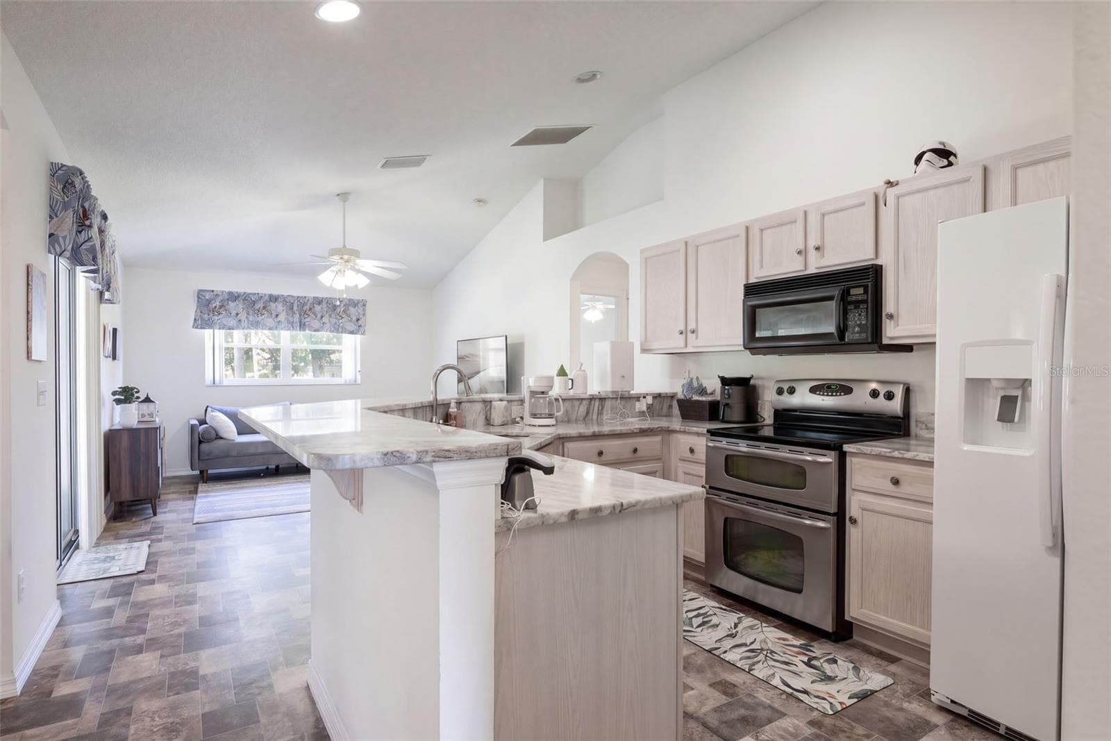 Single Family Residence at 1377 AZORA DR, DELTONA, photo 8 of 34