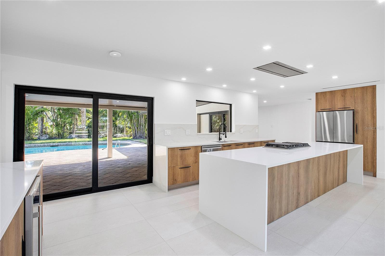 Single Family Residence at 3511 HERITAGE LN, FORT MYERS, photo 5 of 53
