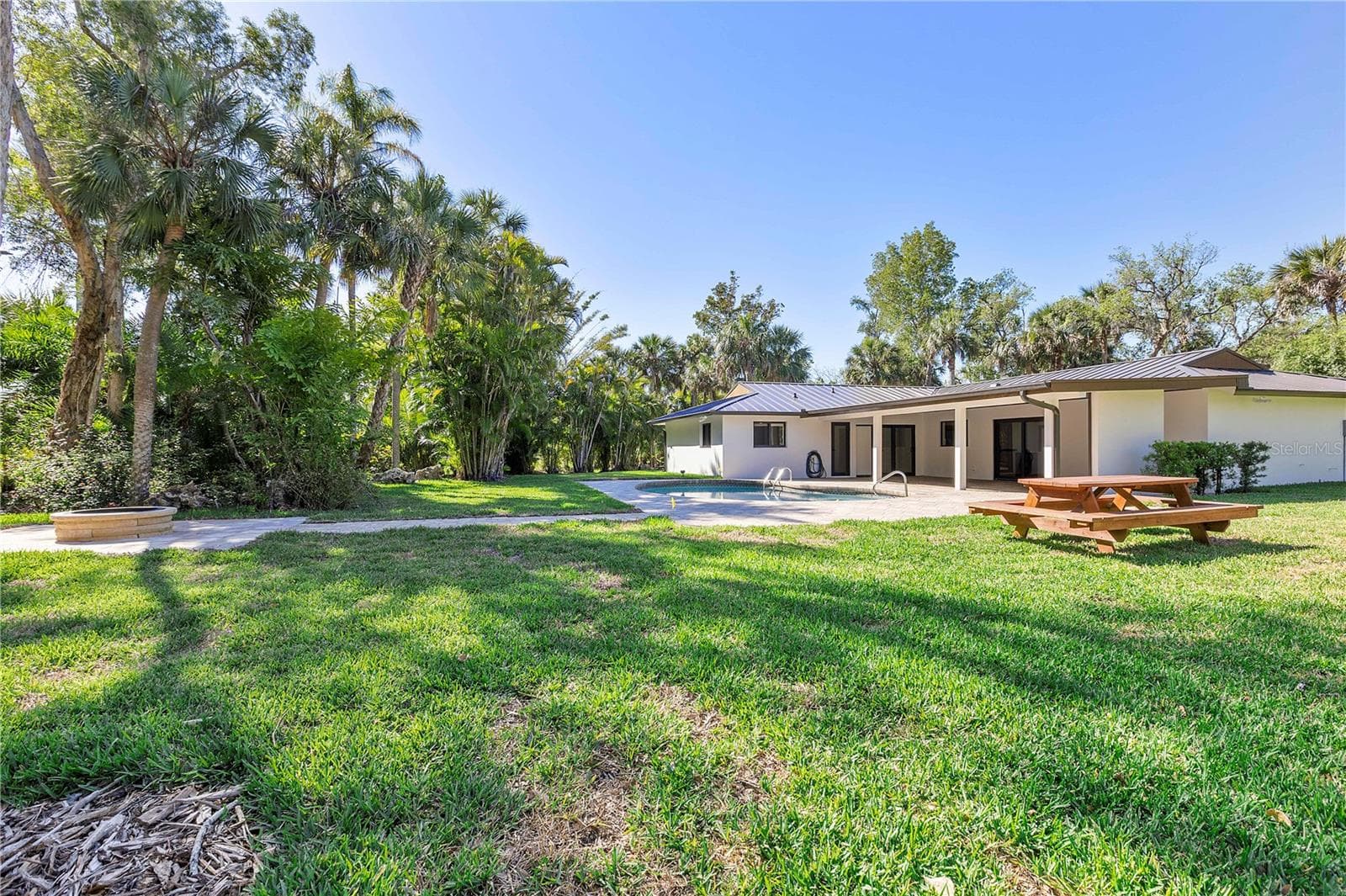 Single Family Residence at 3511 HERITAGE LN, FORT MYERS, photo 36 of 53