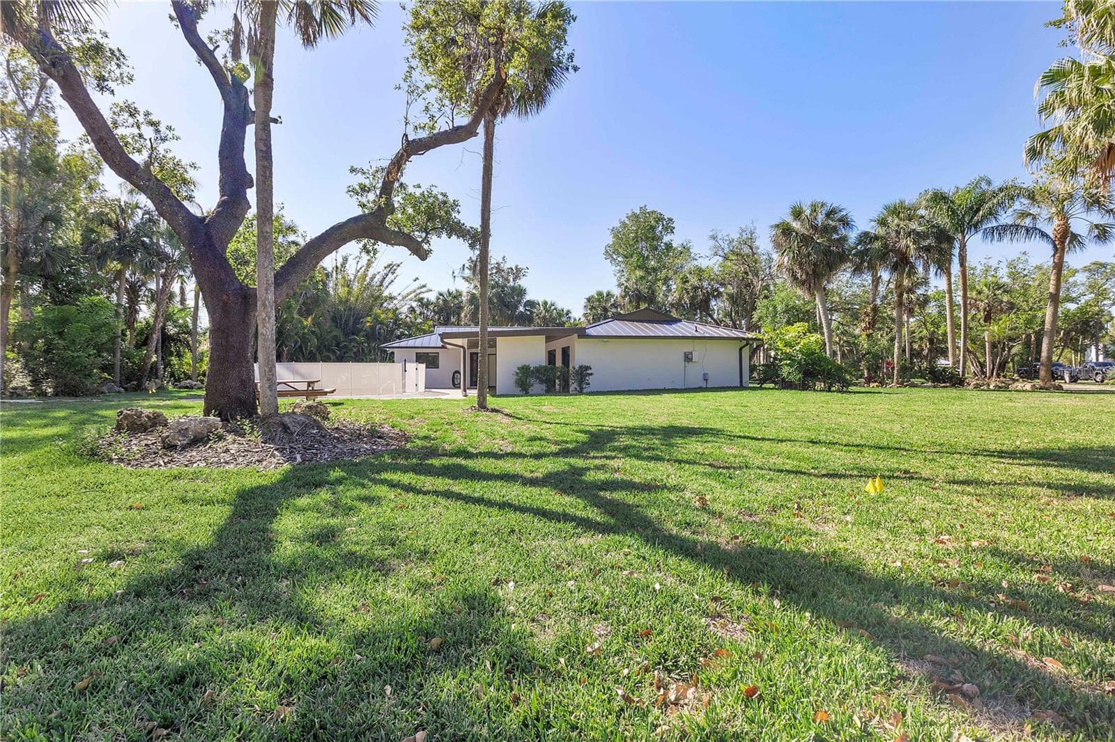 Single Family Residence at 3511 HERITAGE LN, FORT MYERS, photo 38 of 53
