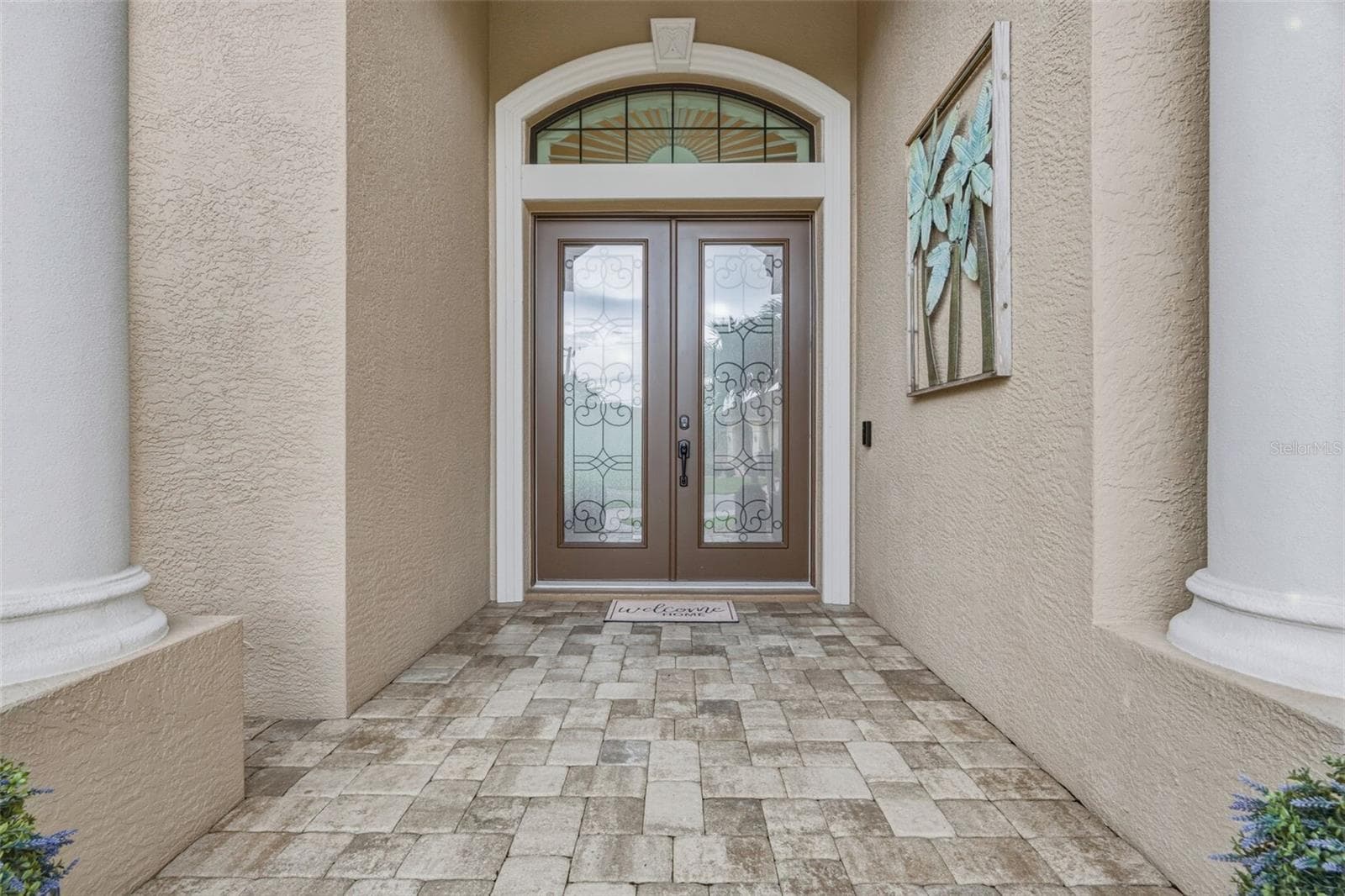 Single Family Residence at 325 SEGOVIA DR, PUNTA GORDA, photo 5 of 52