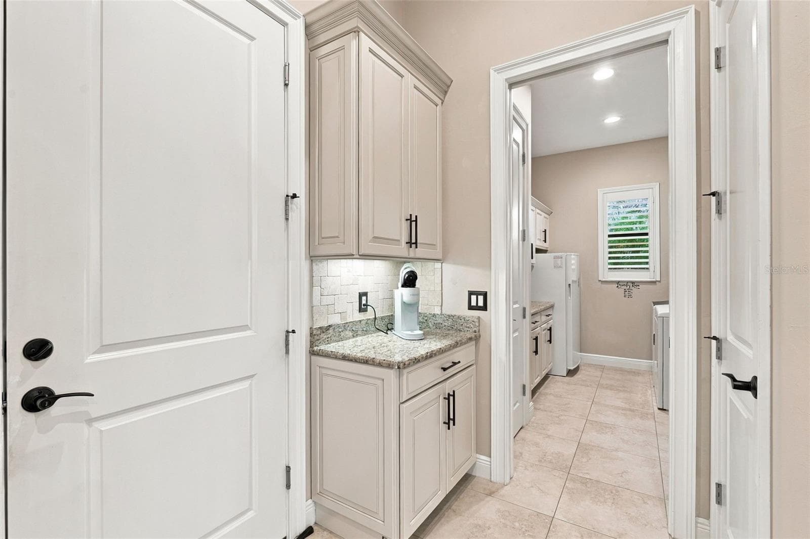Single Family Residence at 325 SEGOVIA DR, PUNTA GORDA, photo 20 of 52