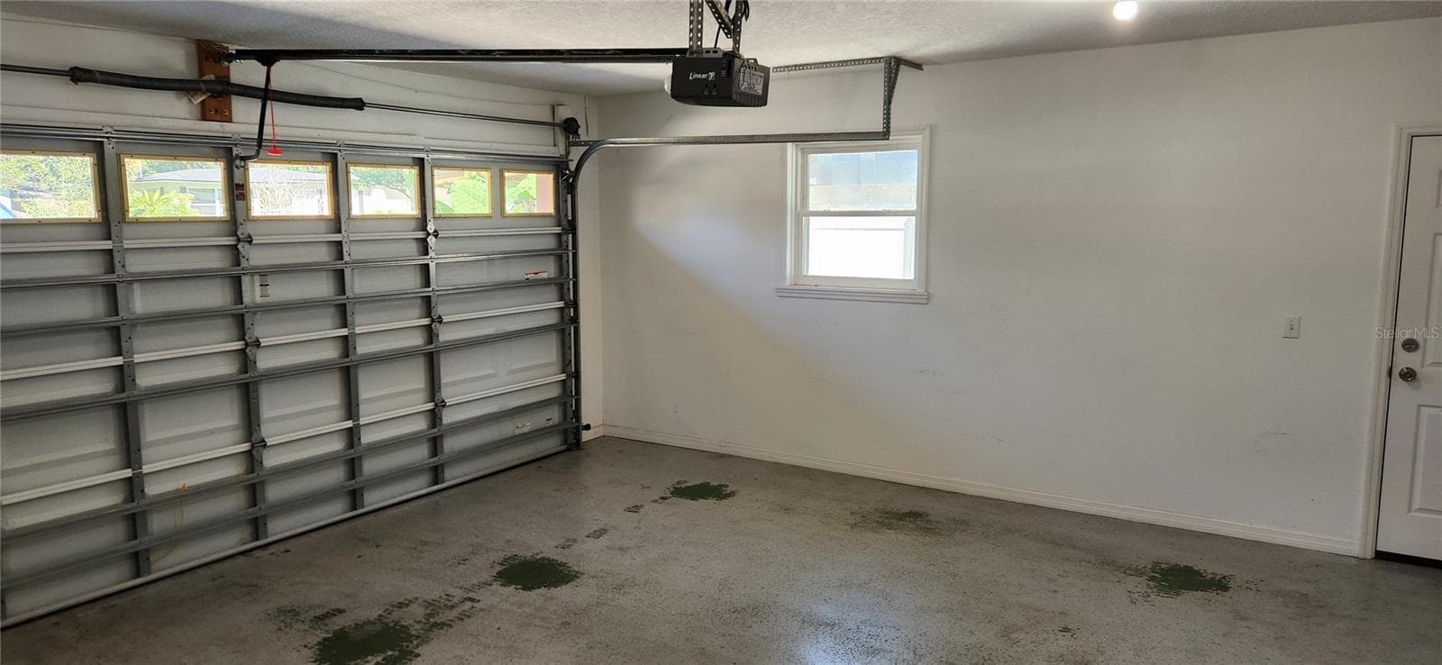 Garage - 356 CROTON DR, MAITLAND
