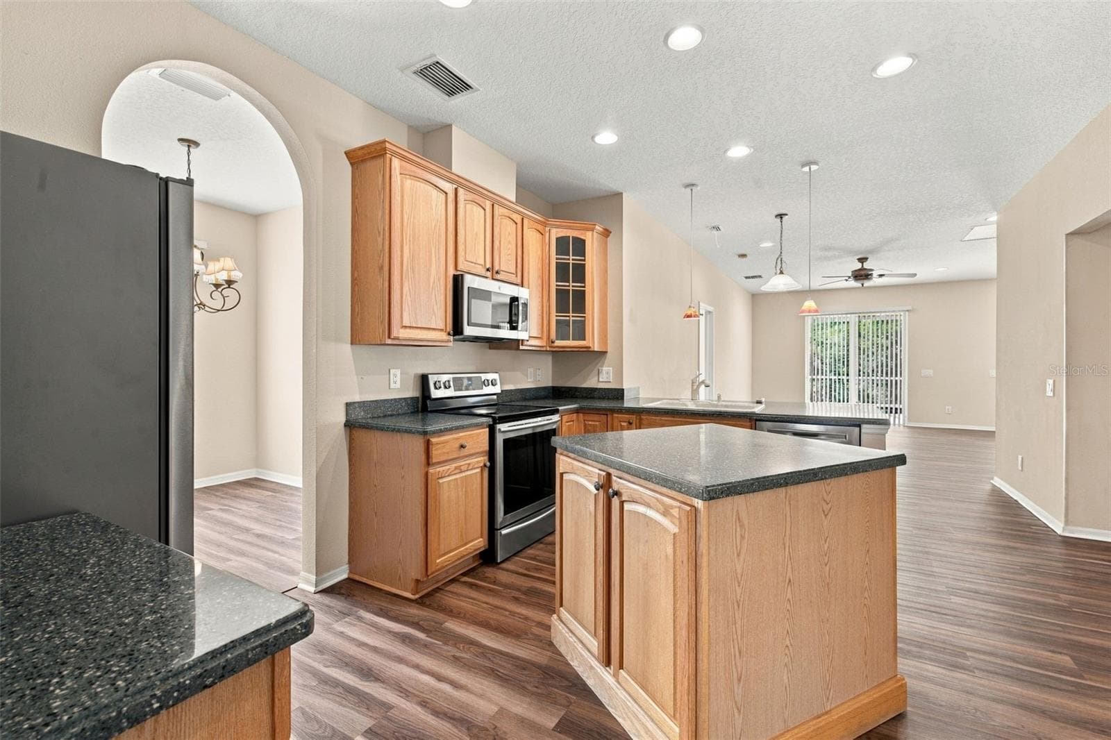 Single Family Residence at 18852 NARIMORE DR, LAND O LAKES, photo 11 of 50