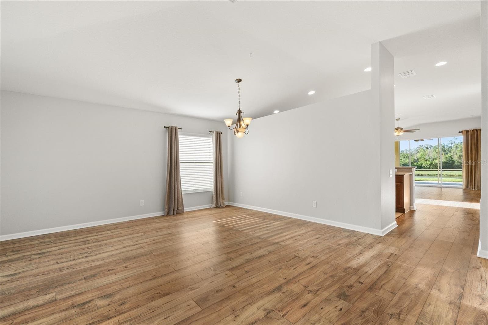 Entry / Dining Room - 5902 106TH TER E, PARRISH