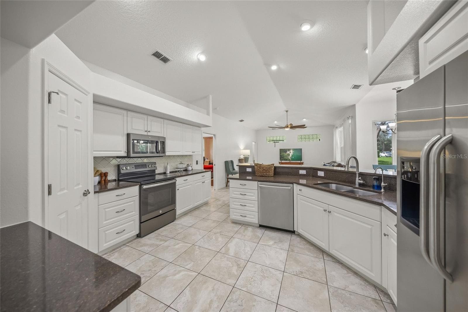 Single Family Residence at 4749 ACORN CIR, SARASOTA, photo 16 of 49