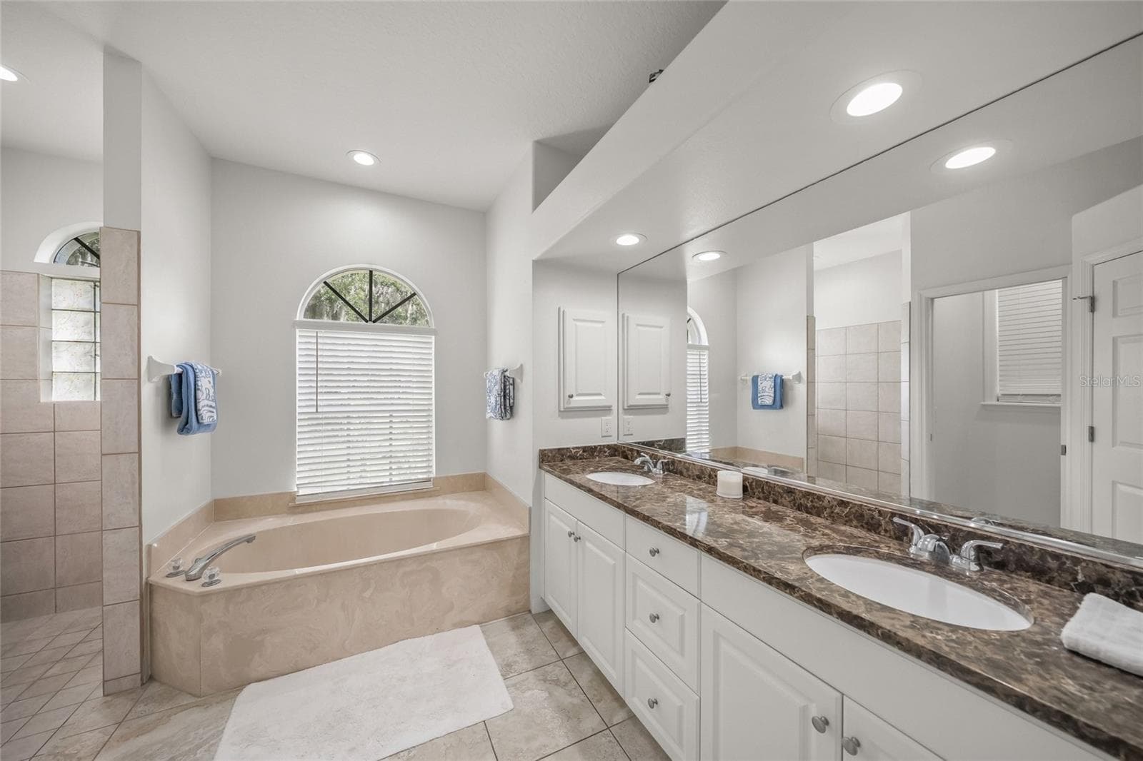 Single Family Residence at 4749 ACORN CIR, SARASOTA, photo 24 of 49