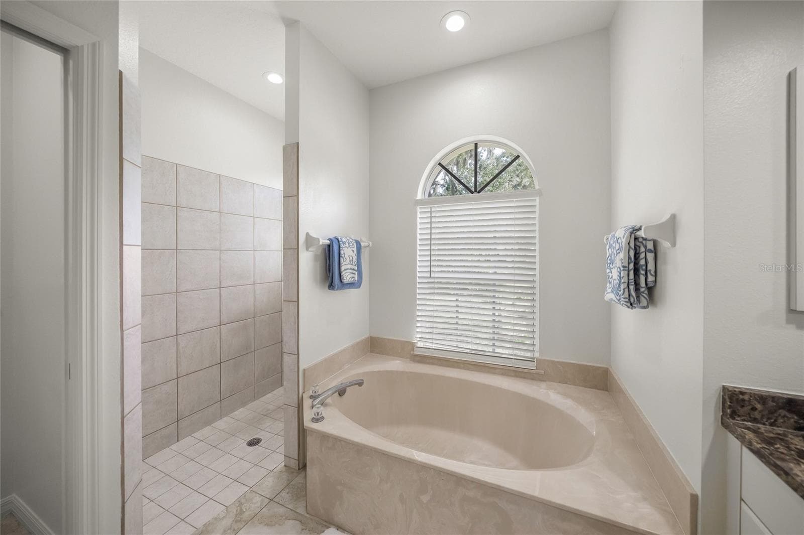 Single Family Residence at 4749 ACORN CIR, SARASOTA, photo 25 of 49