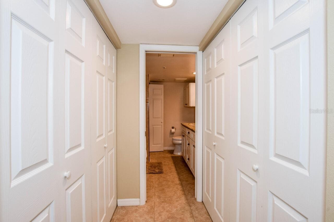 Primary Bathroom - 433 CERROMAR LN #541, VENICE