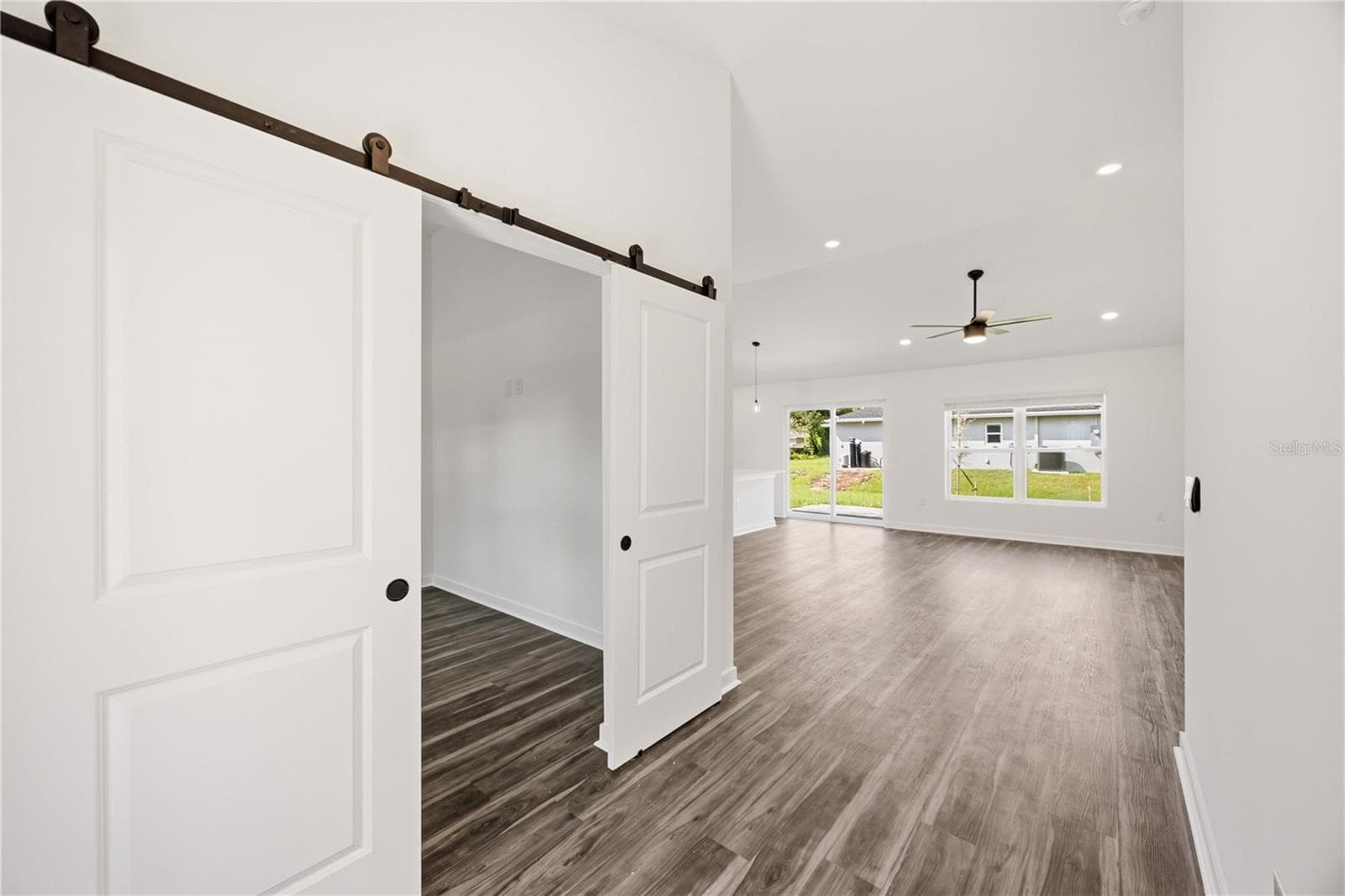 Single Family Residence at 3761 LOG CABIN RD, NORTH PORT, photo 5 of 12