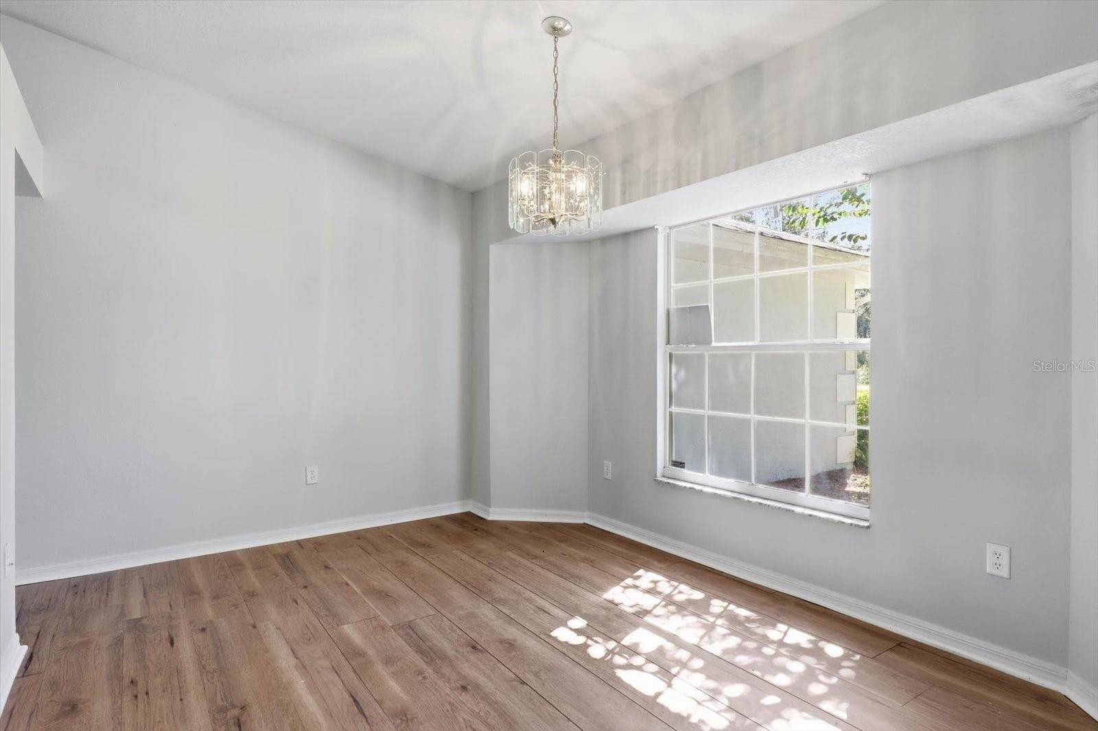 Single Family Residence at 3075 E CROWN DR, INVERNESS, photo 10 of 42