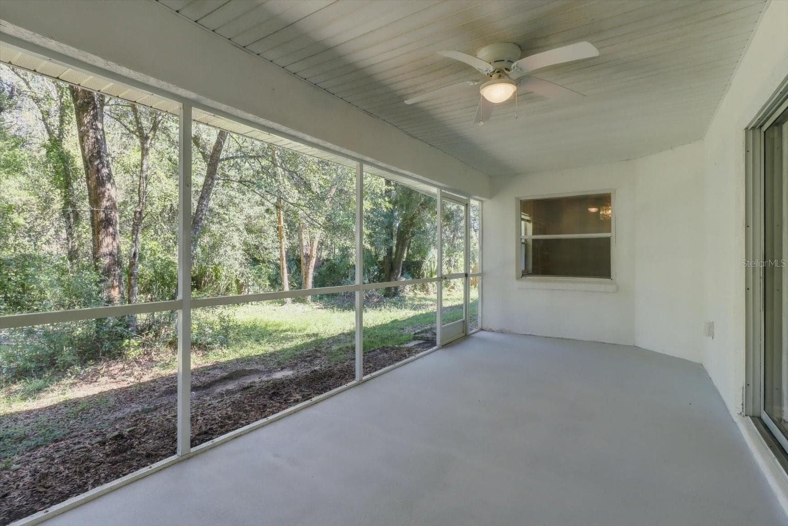 Single Family Residence at 3075 E CROWN DR, INVERNESS, photo 36 of 42
