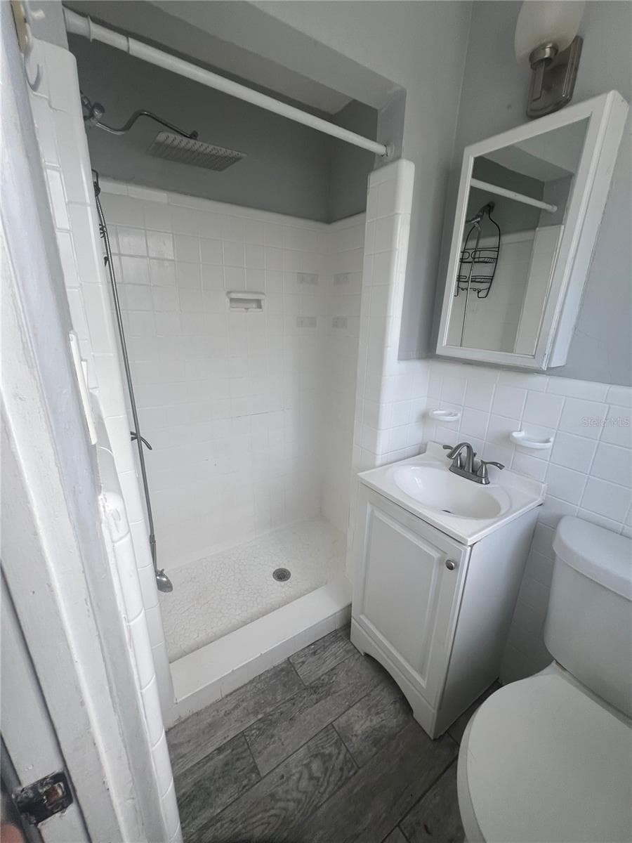 Multi-Family 5+ at 649 7TH AVE N, ST PETERSBURG, photo 12 of 56
