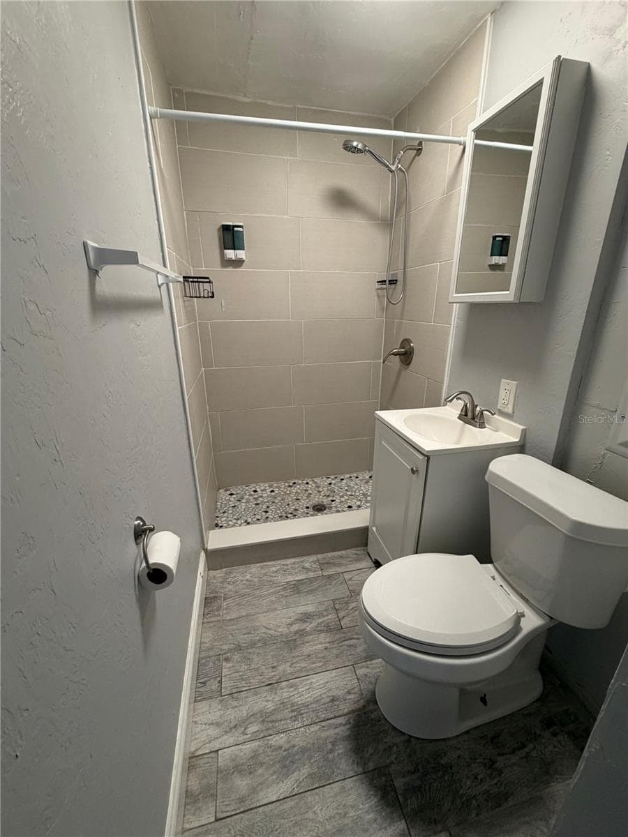 Multi-Family 5+ at 649 7TH AVE N, ST PETERSBURG, photo 19 of 56