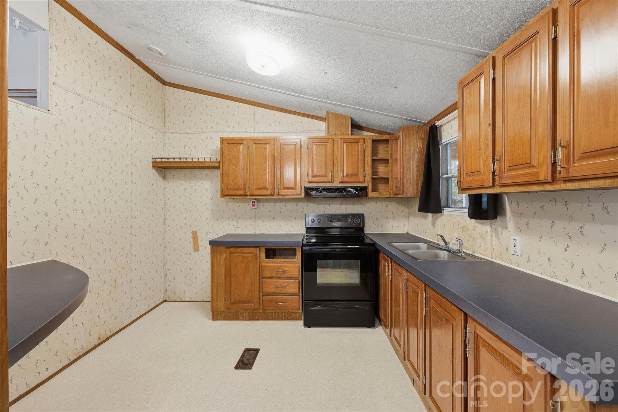 Single Family Residence at 425 E Lackey Farm Road, Stony Point, photo 10 of 29