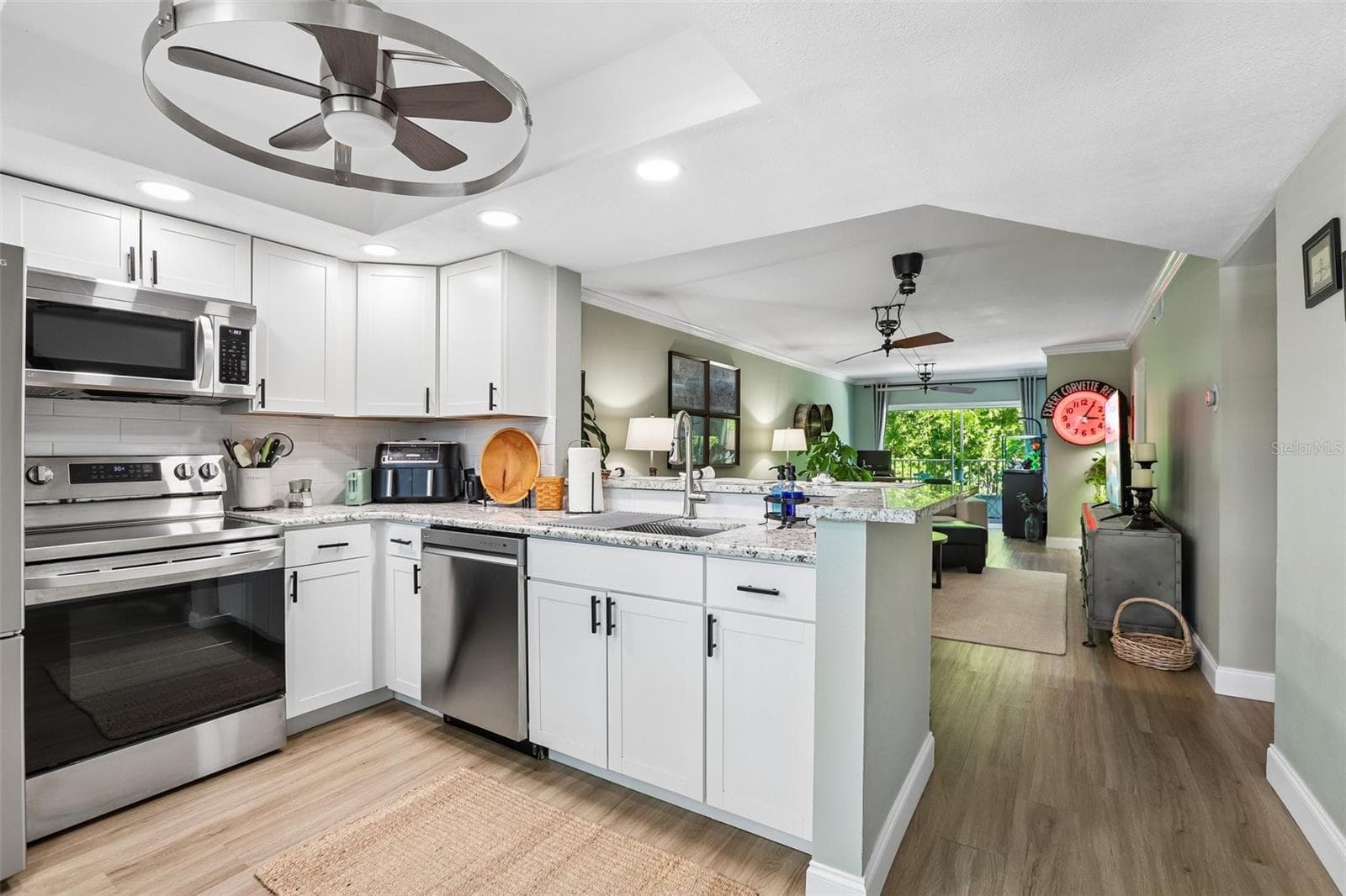 Condominium at 938 VIRGINIA ST #204, DUNEDIN, photo 14 of 36