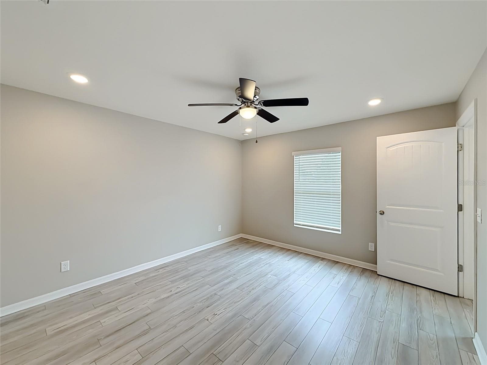 Single Family Residence at 322 JUDY LN, AUBURNDALE, photo 25 of 47