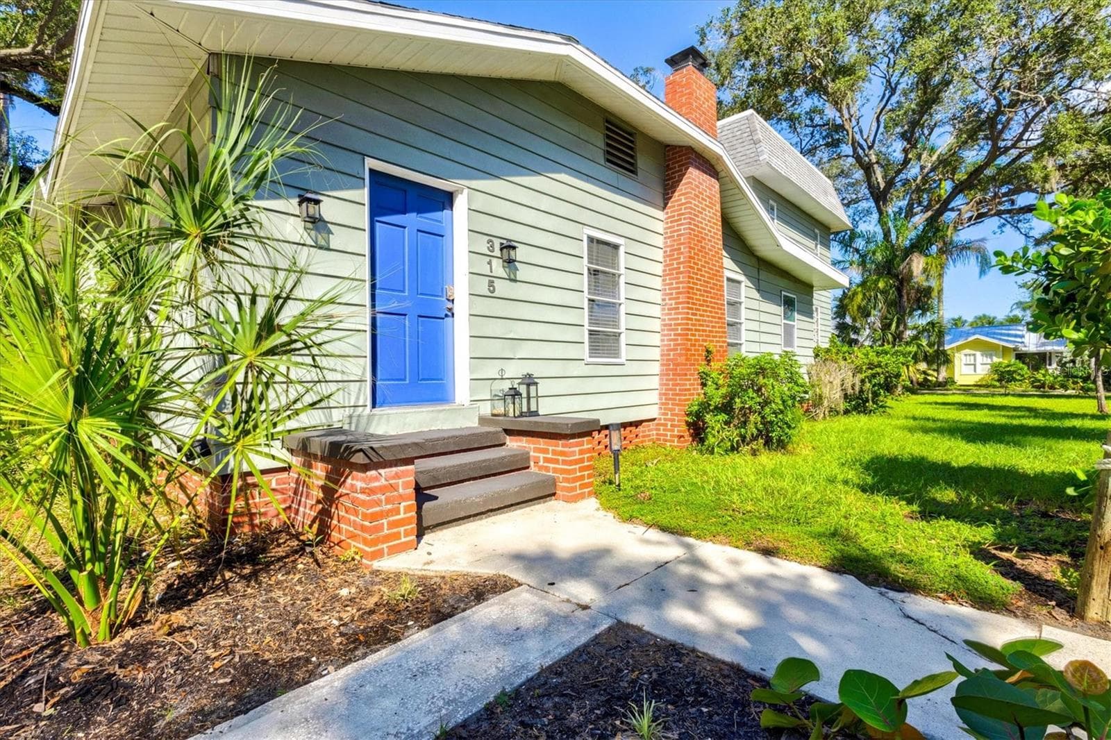 Single Family Residence at 315 29TH ST NW, BRADENTON, photo 2 of 115