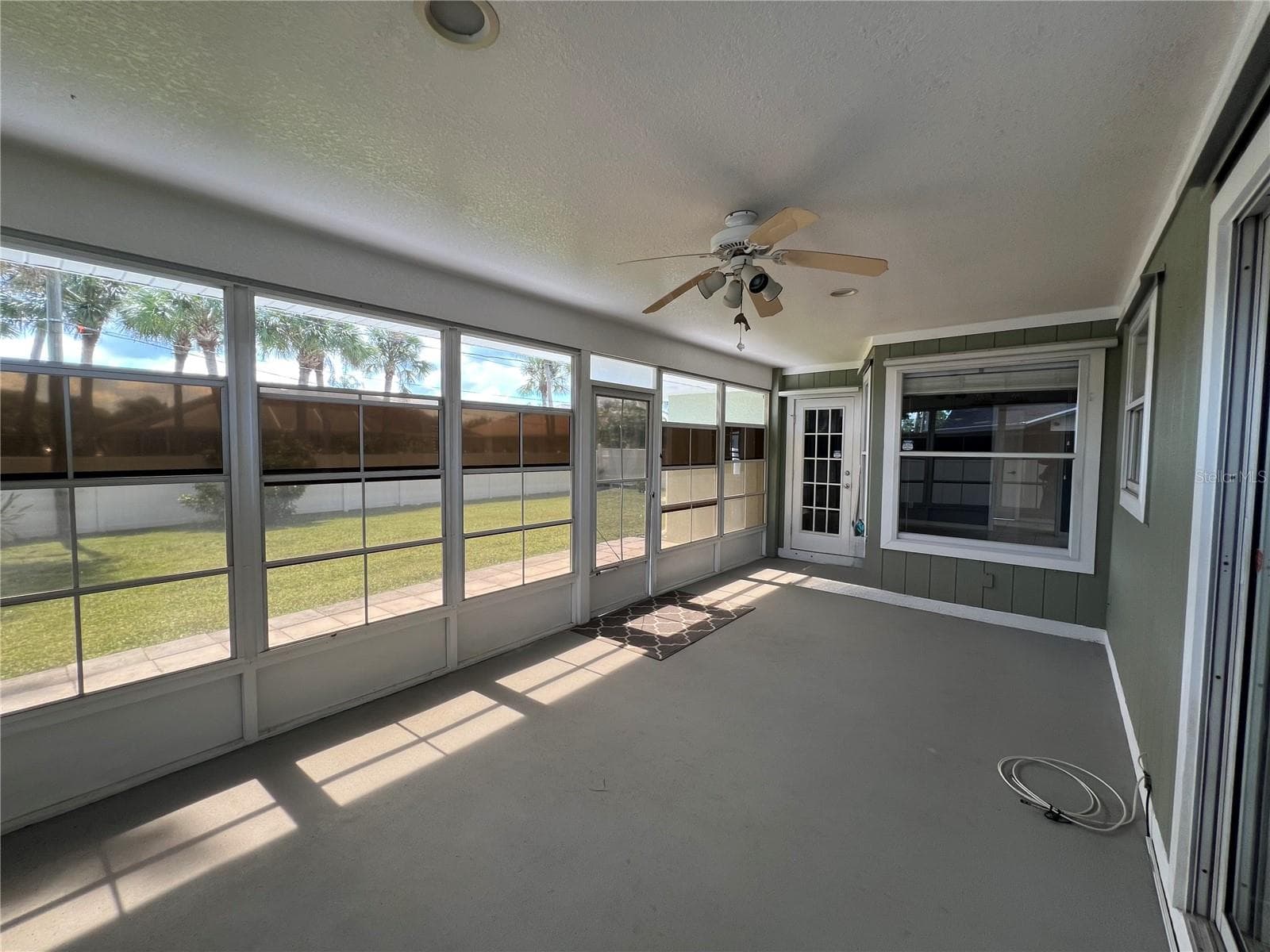 Large lanai - 4055 ALLURE LN, NORTH PORT