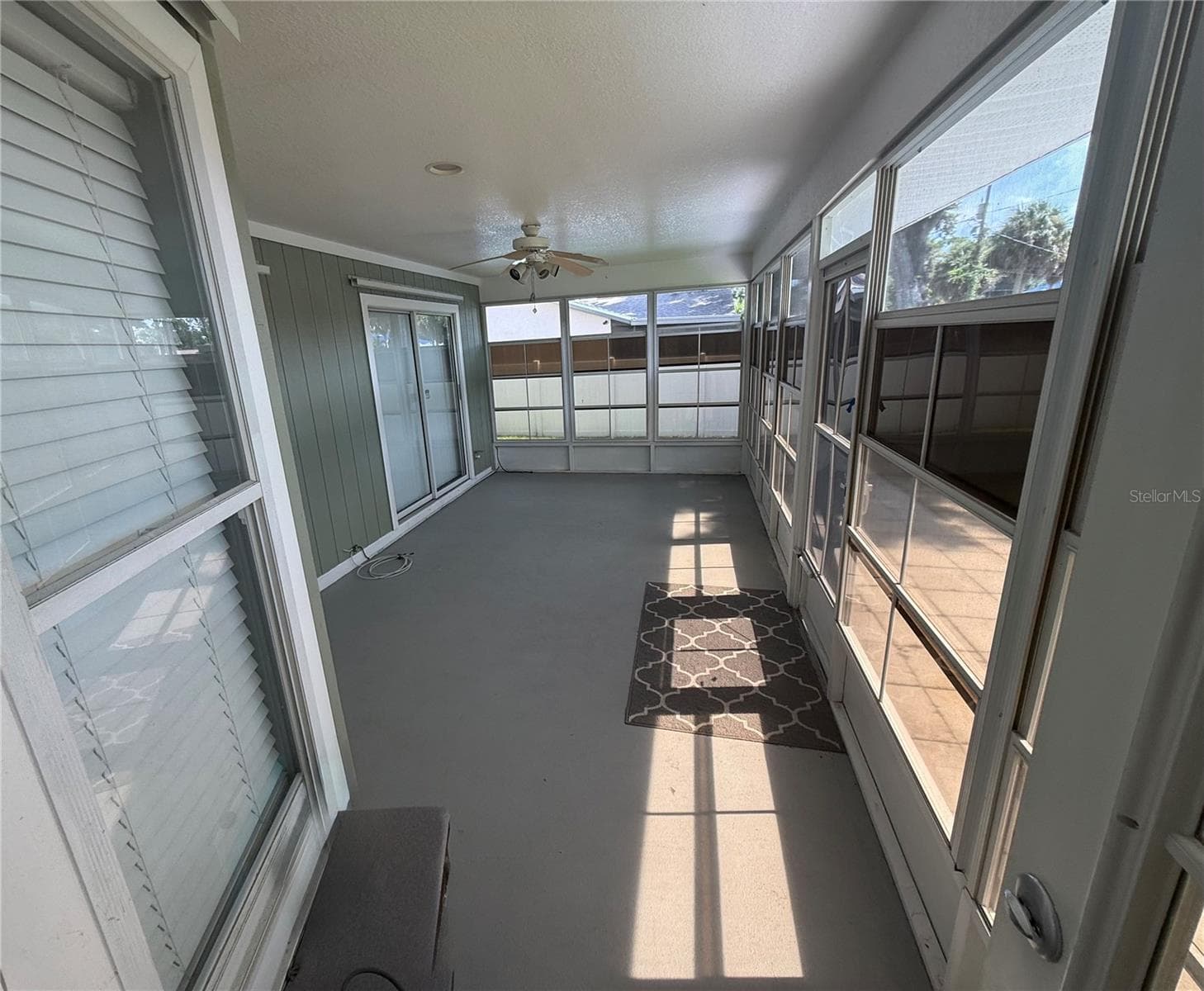 Enjoy this back lanai - 4055 ALLURE LN, NORTH PORT