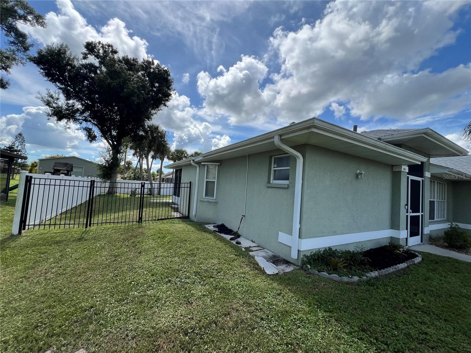 Left side of home - 4055 ALLURE LN, NORTH PORT