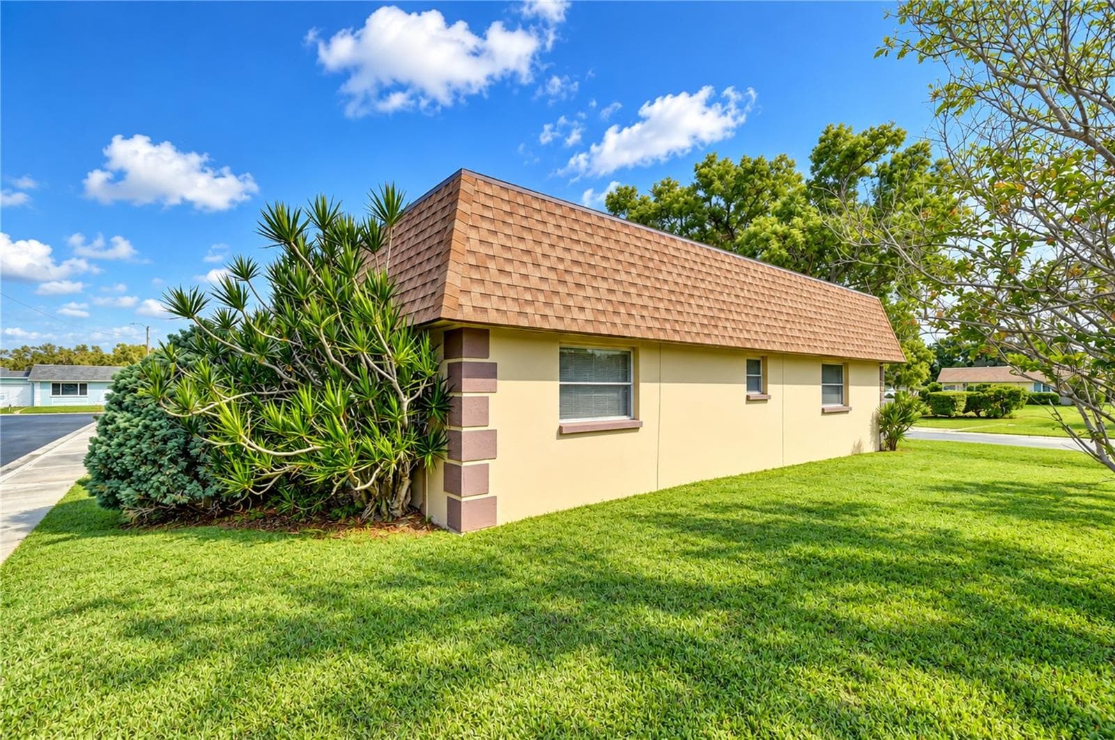 Condominium at 8445 CALAIS N, PINELLAS PARK, photo 6 of 52