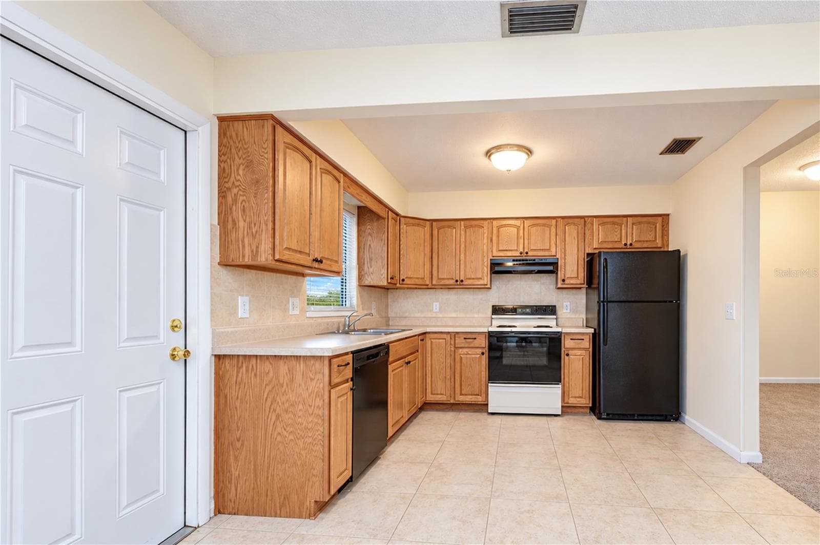 Condominium at 8445 CALAIS N, PINELLAS PARK, photo 21 of 52