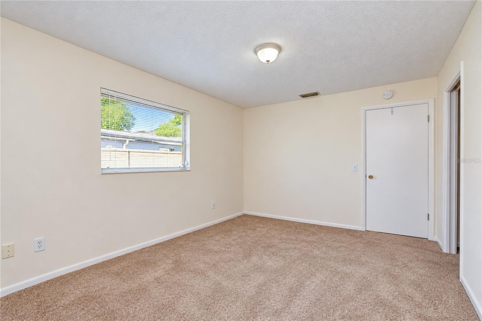 Condominium at 8445 CALAIS N, PINELLAS PARK, photo 39 of 52