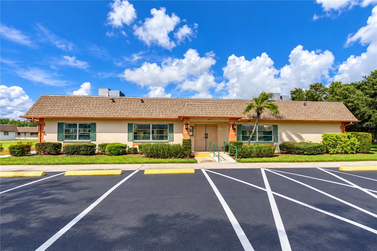 Condominium at 8445 CALAIS N, PINELLAS PARK, photo 44 of 52