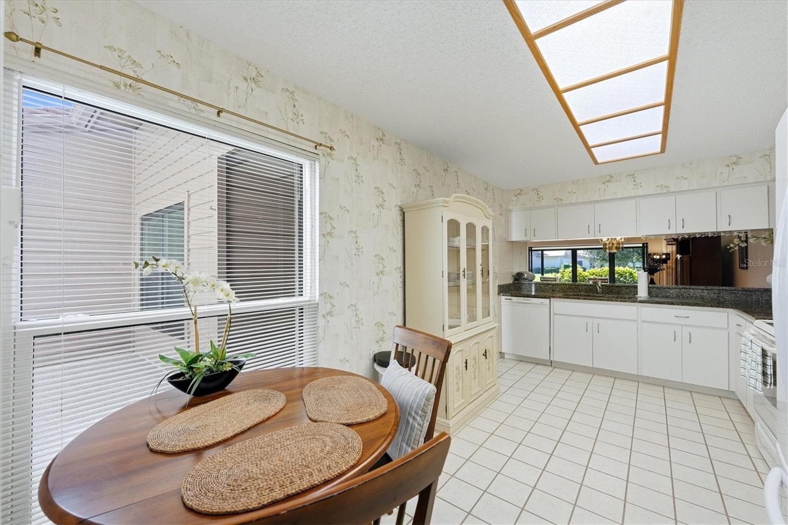 Villa at 3981 WILSHIRE CIR E #195, SARASOTA, photo 16 of 60