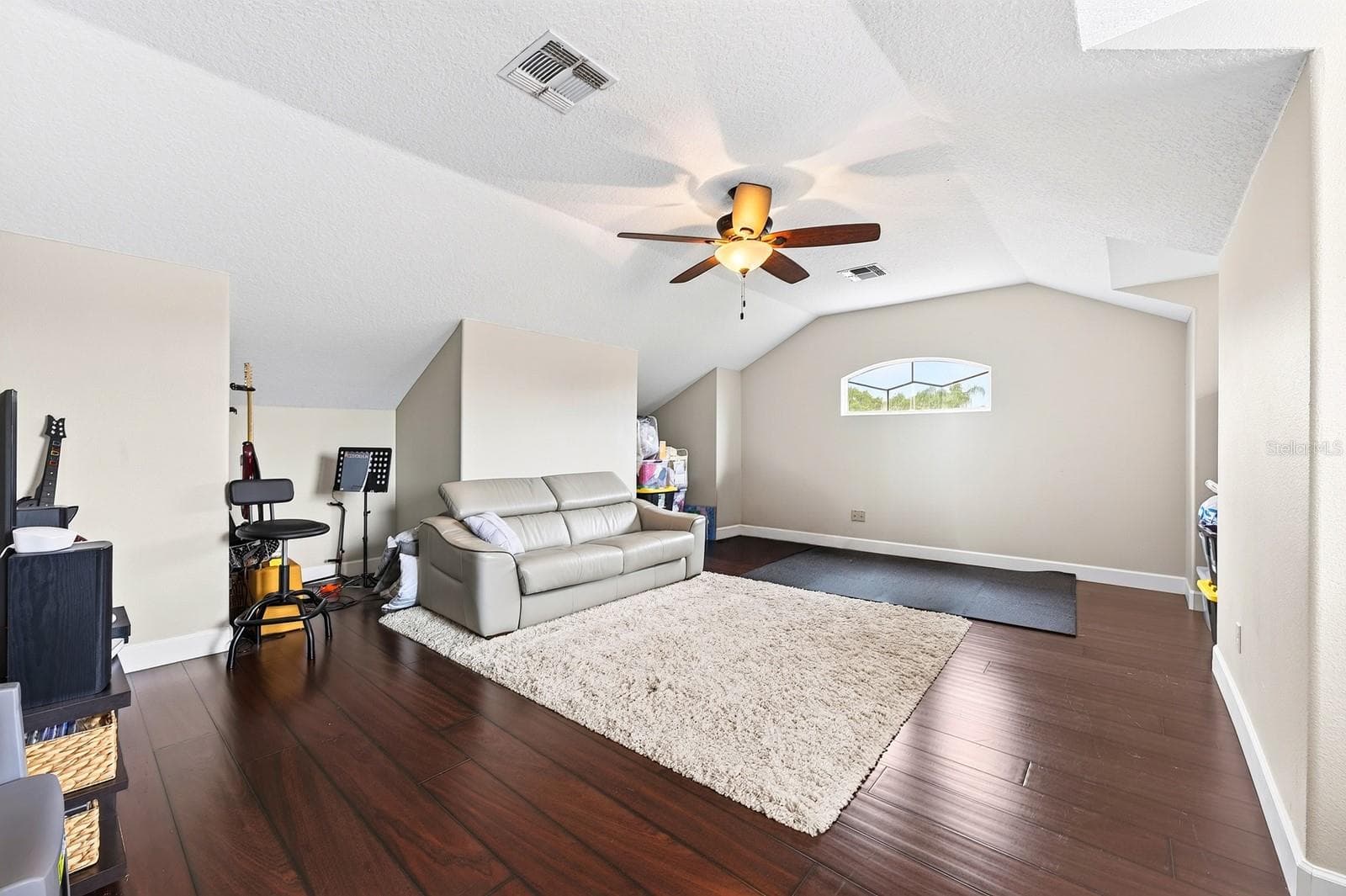 The entire second floor is a flexible bonus space. - 609 VIANA CT, WINTER SPRINGS