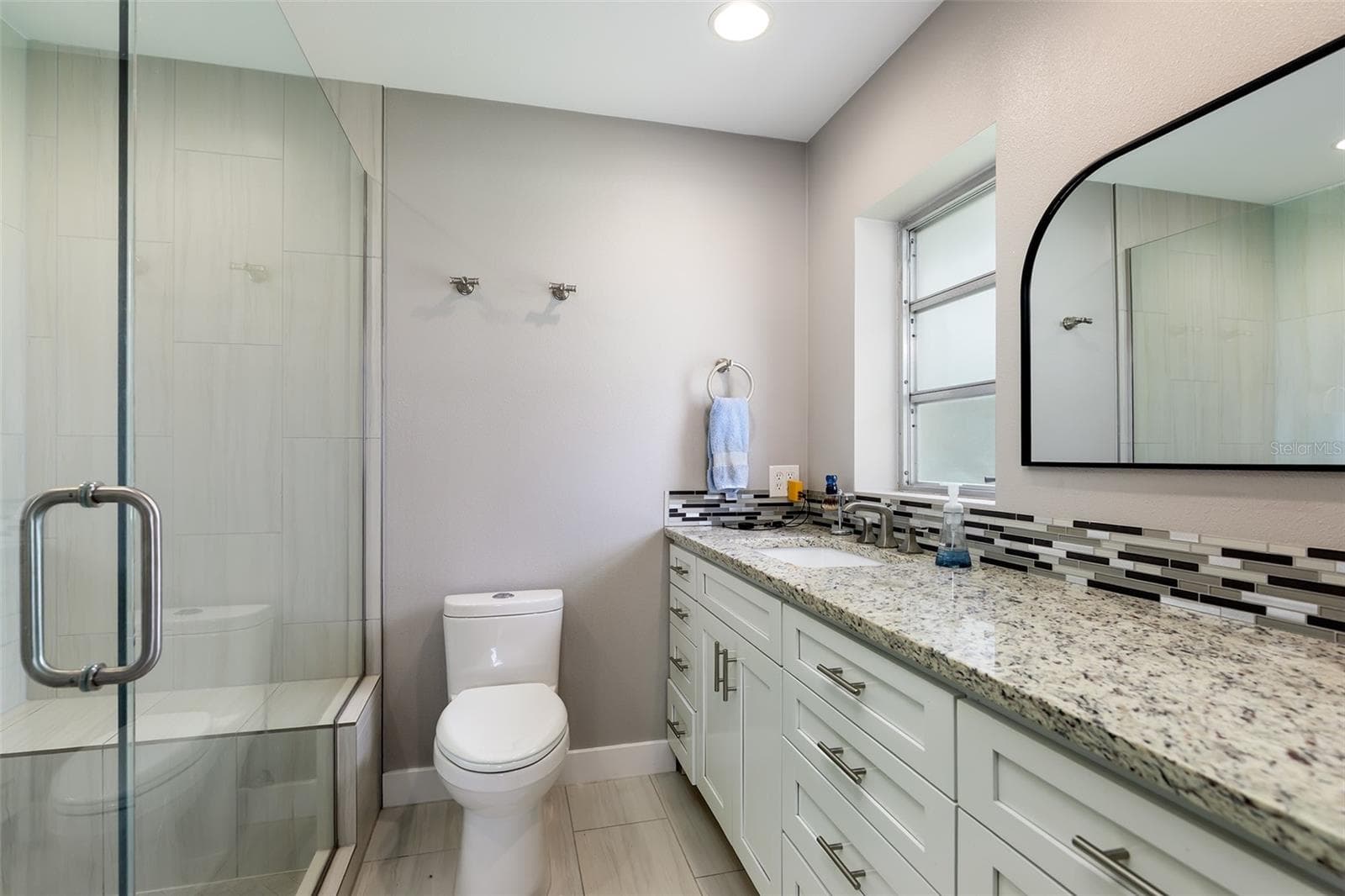 Primary Suite - Bathroom - 338 NEBRASKA AVE, LONGWOOD