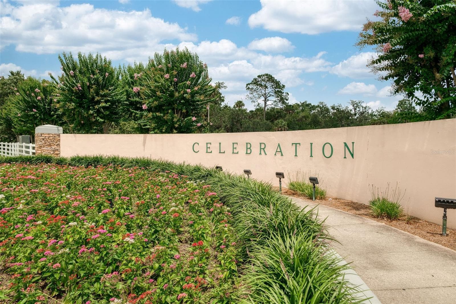 Celebration World Drive Entry - 460 WATER ST #460, CELEBRATION