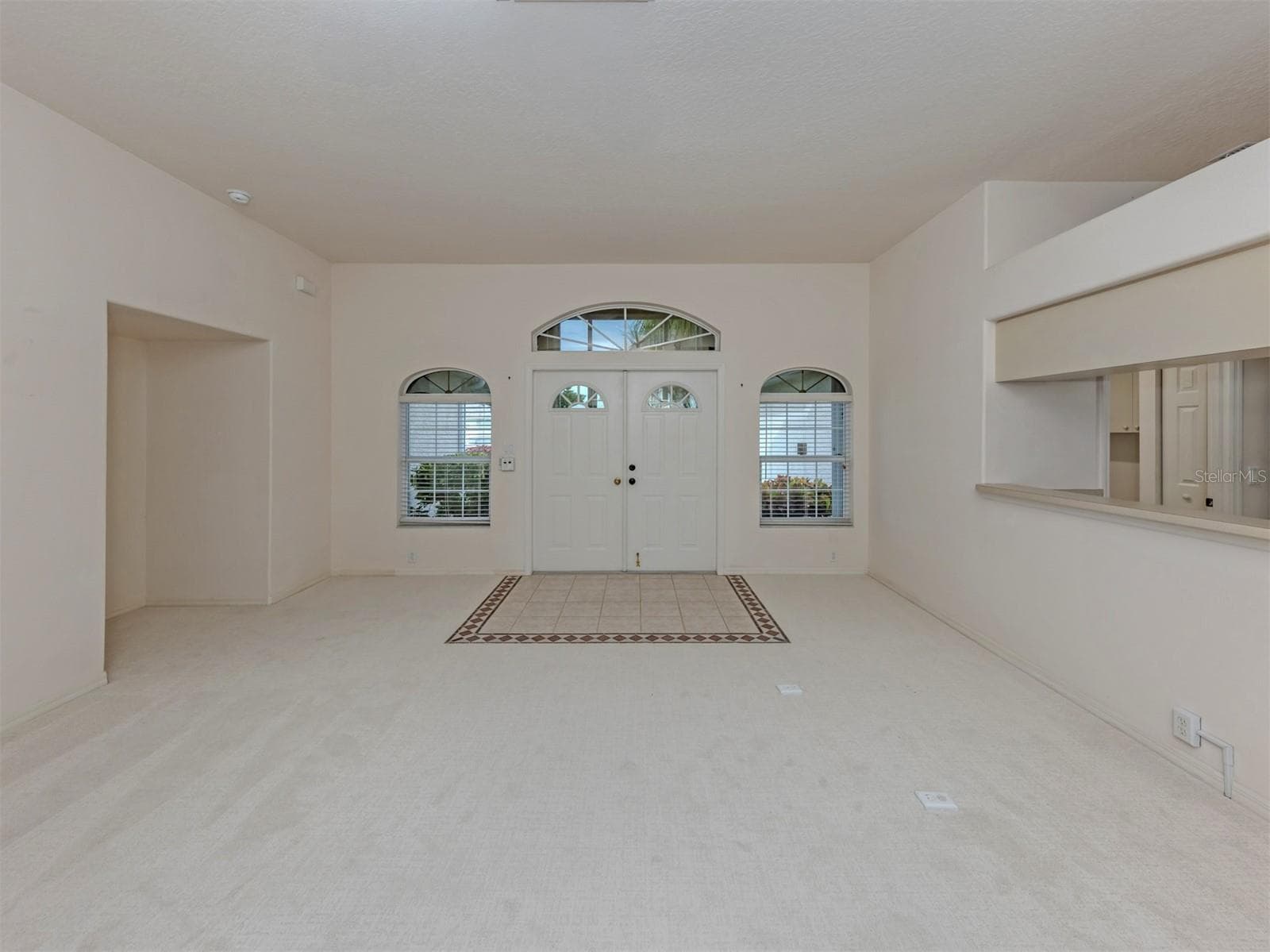 Single Family Residence at 5839 MCKINLEY RD, VENICE, photo 8 of 62